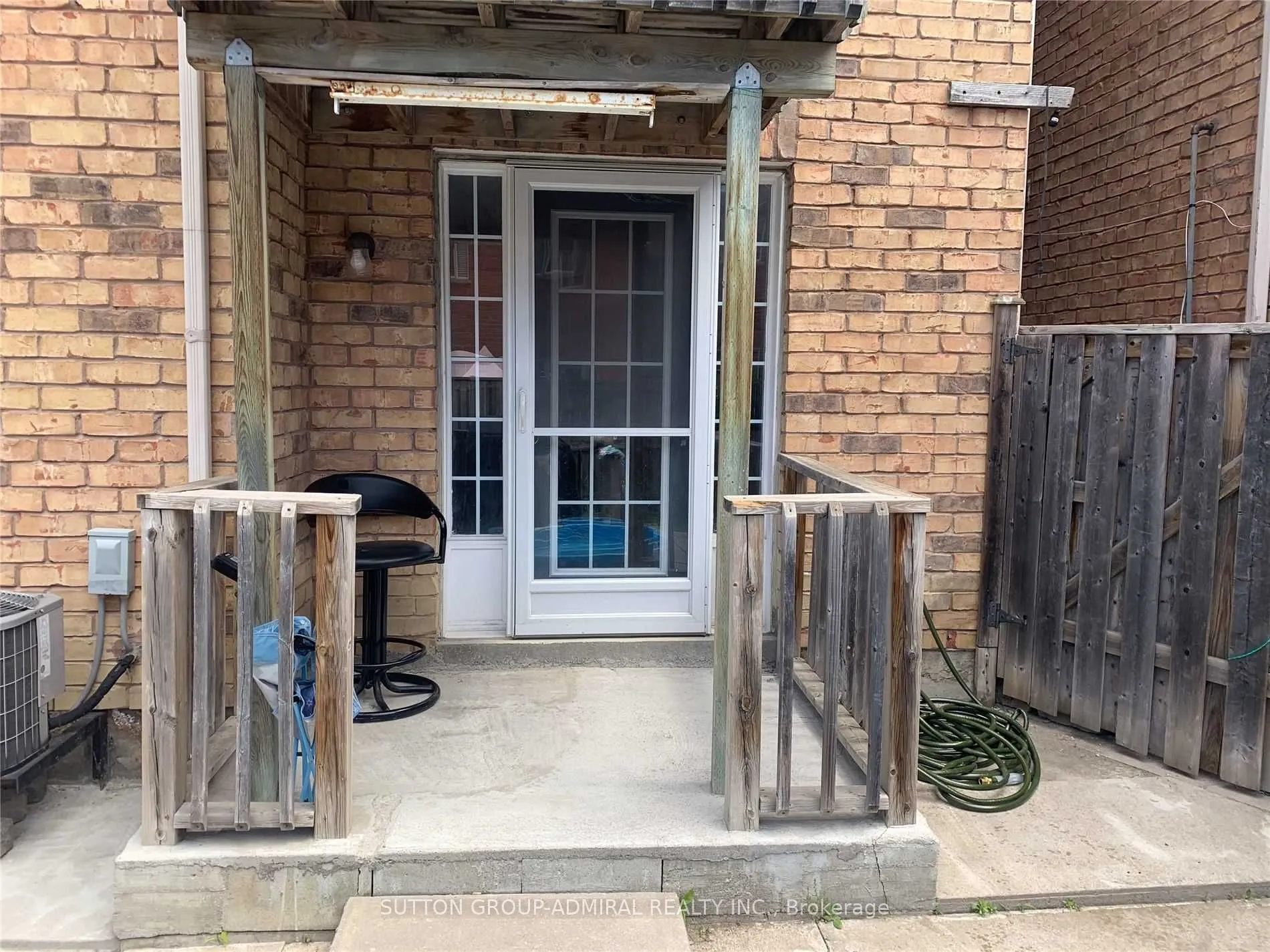 Semi-Detached Home For Lease | W13074368