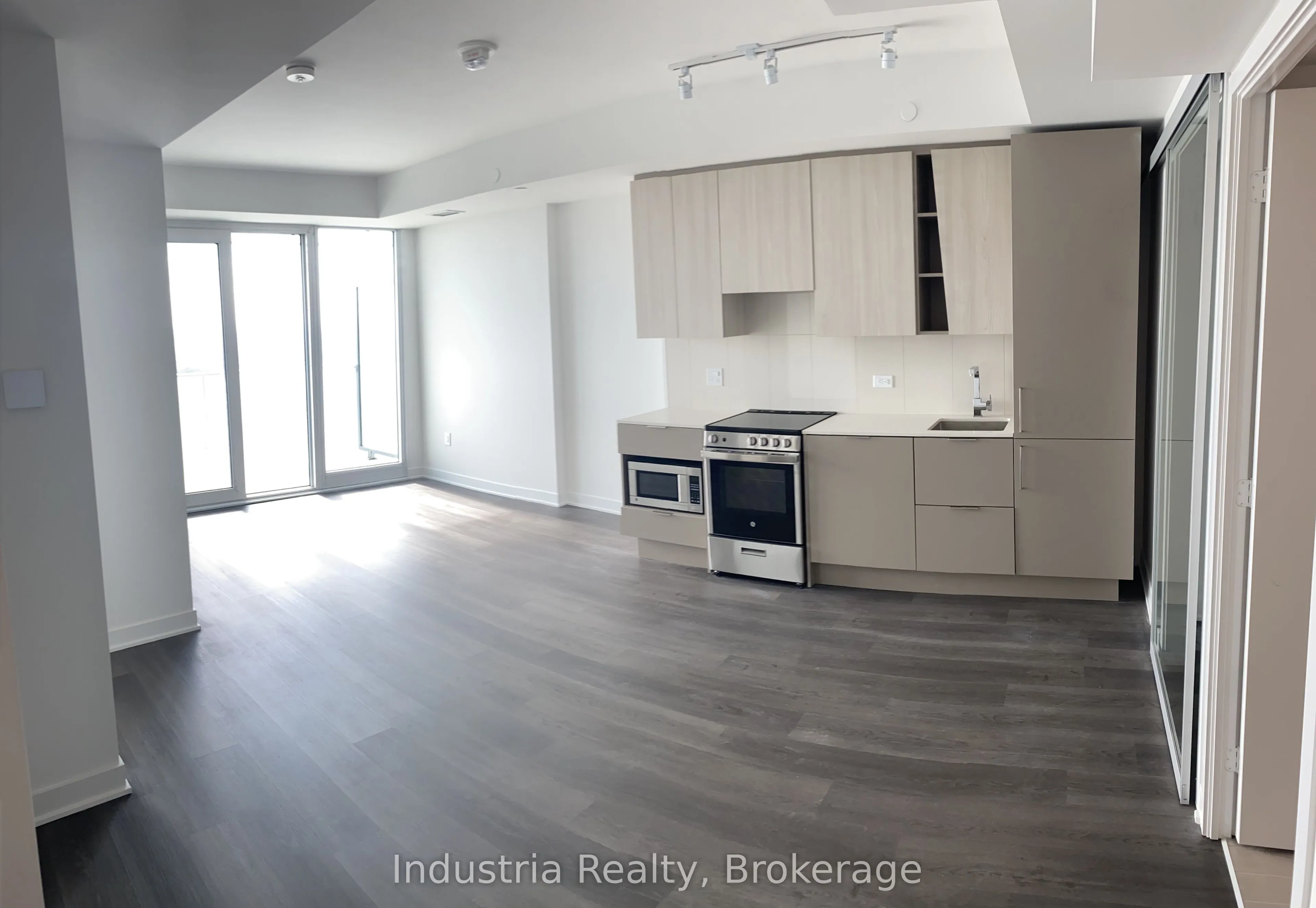 Property For Lease | W13077028