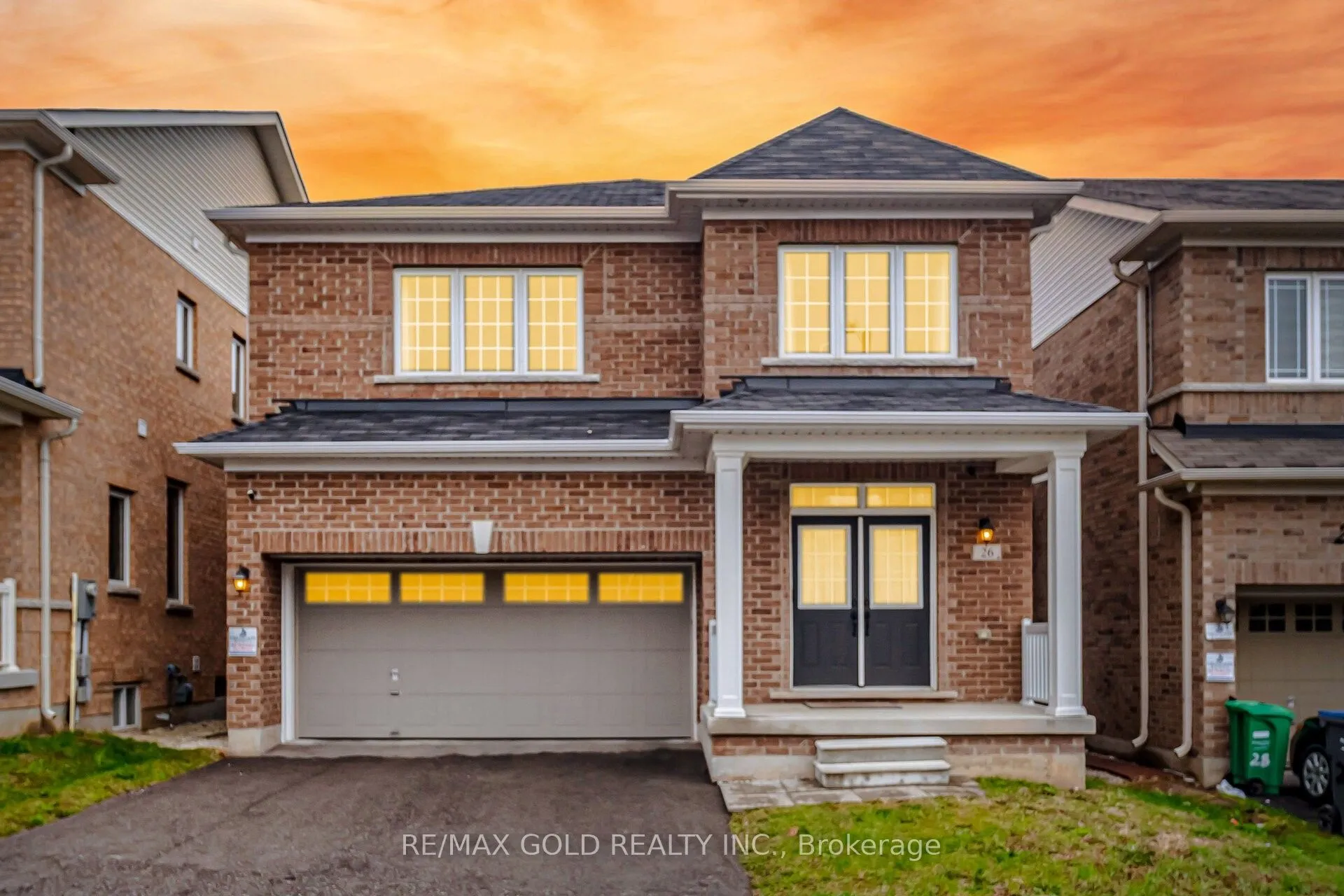 Detached Home For Sale | W13079596