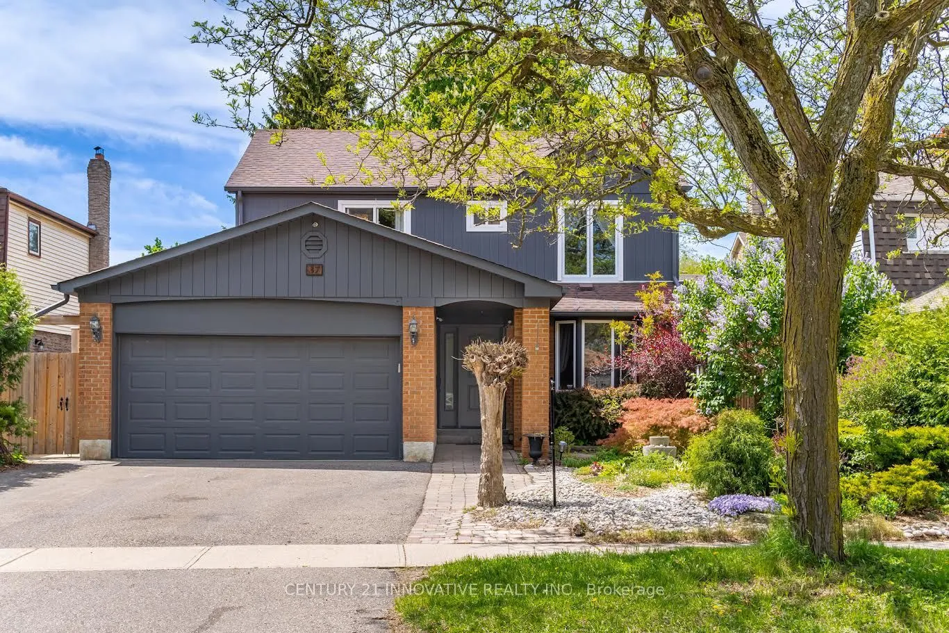 Detached Home For Sale | W13080740