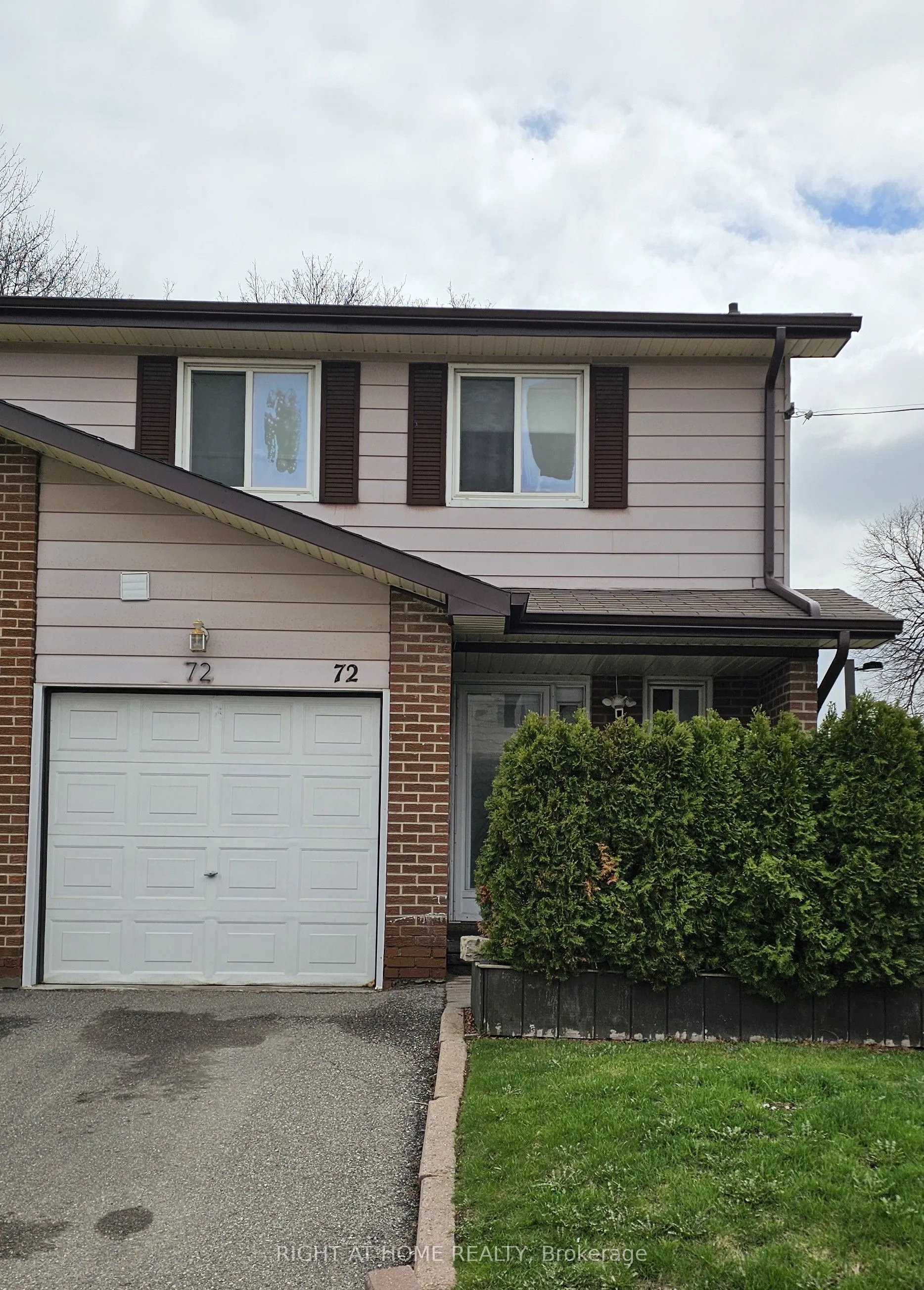 Property For Lease | W13082008