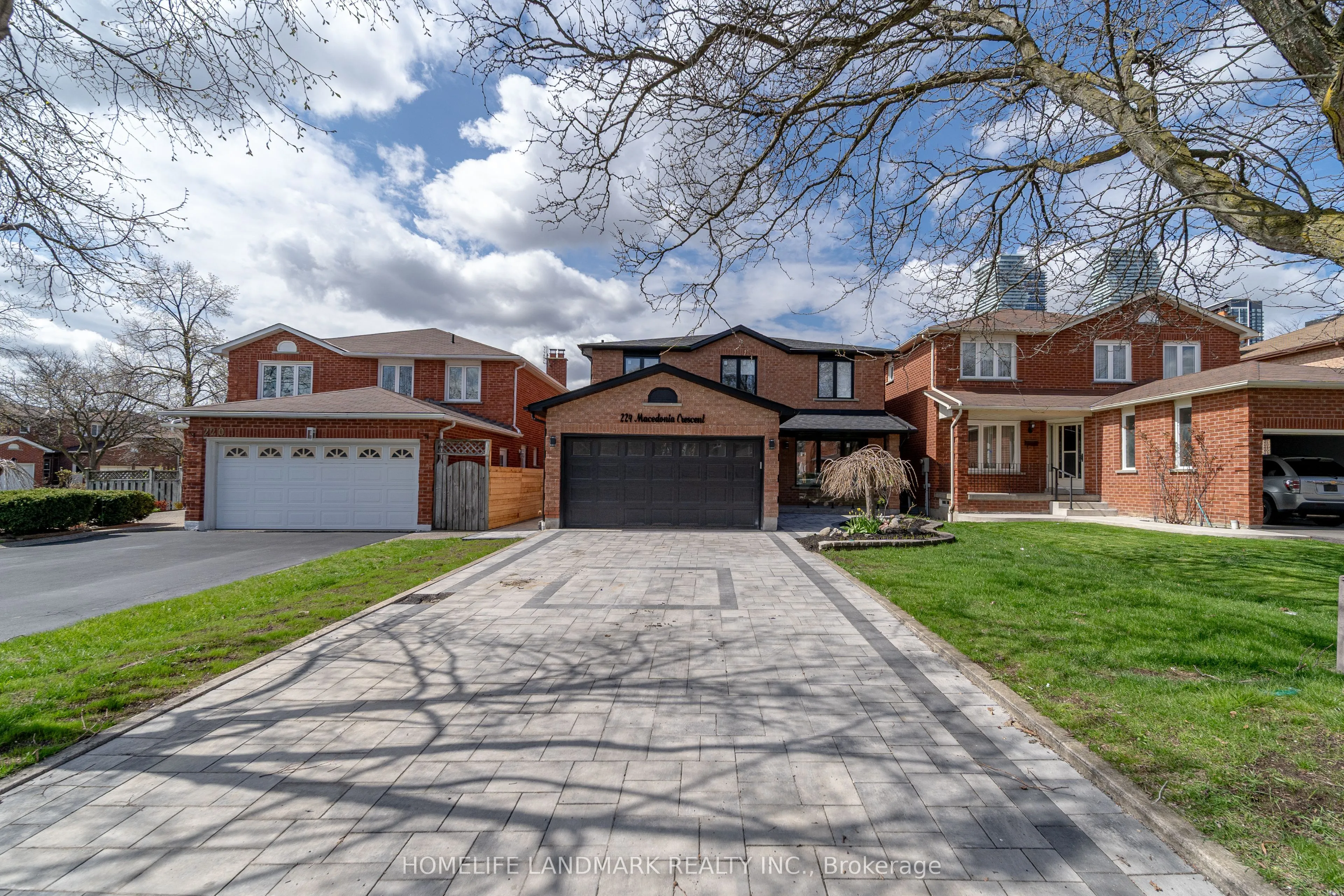 Detached Home For Sale | W13082338