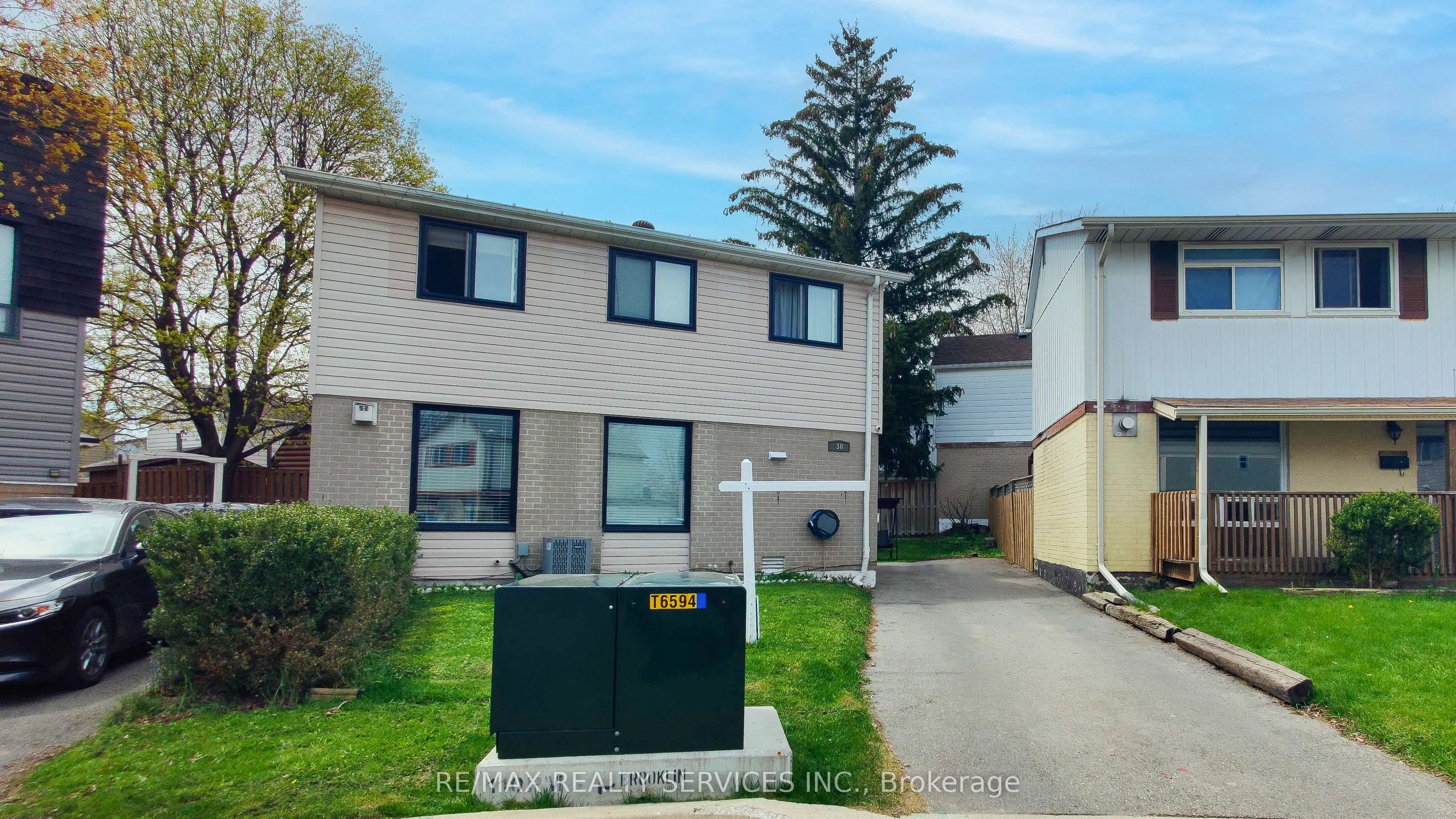 Detached Home For Sale | W13082344