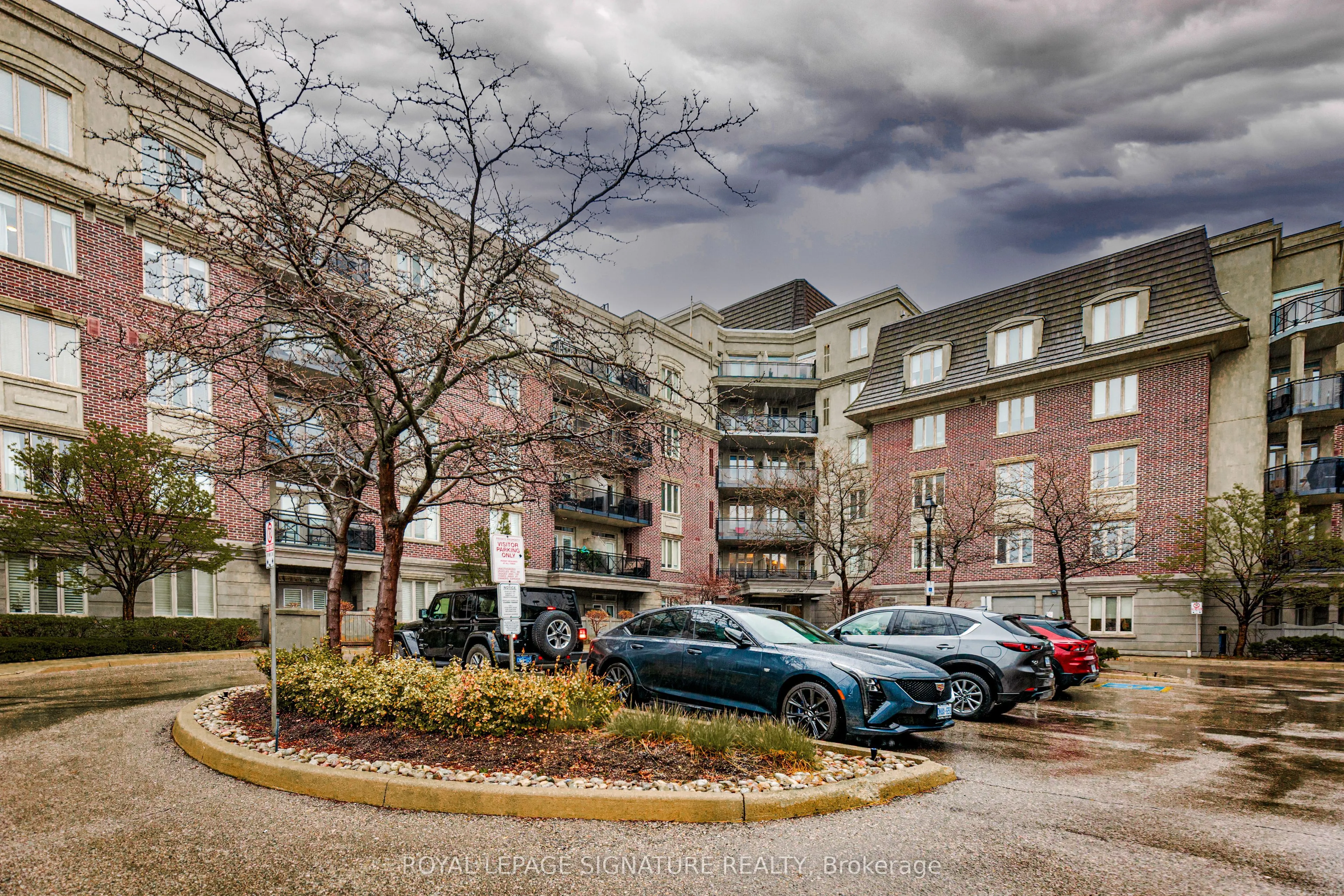 Property For Lease | W13083156