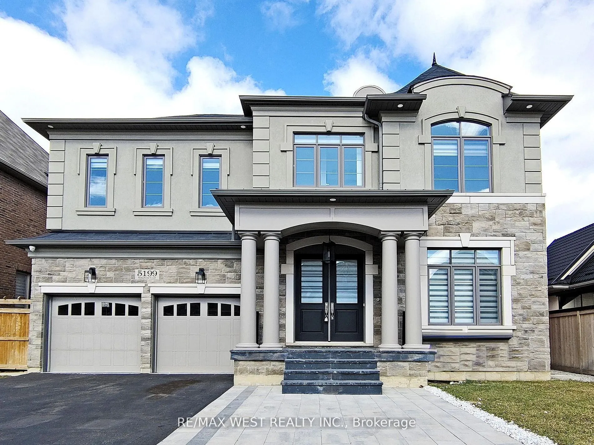 Detached Home For Sale | W13085080