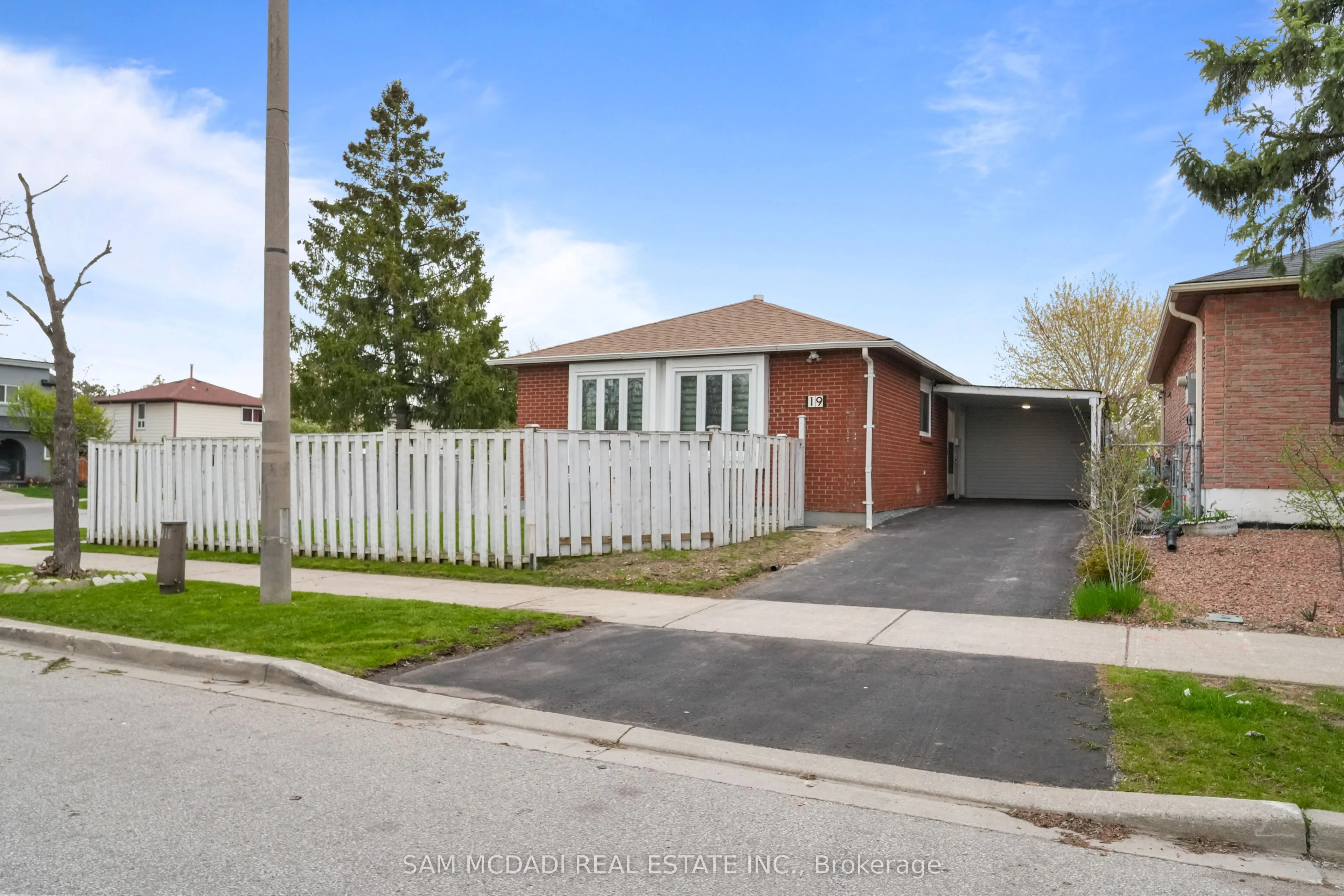 Detached Home For Sale | W13085338