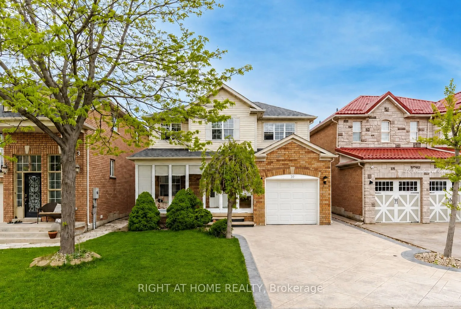 Detached Home For Sale | W13086260