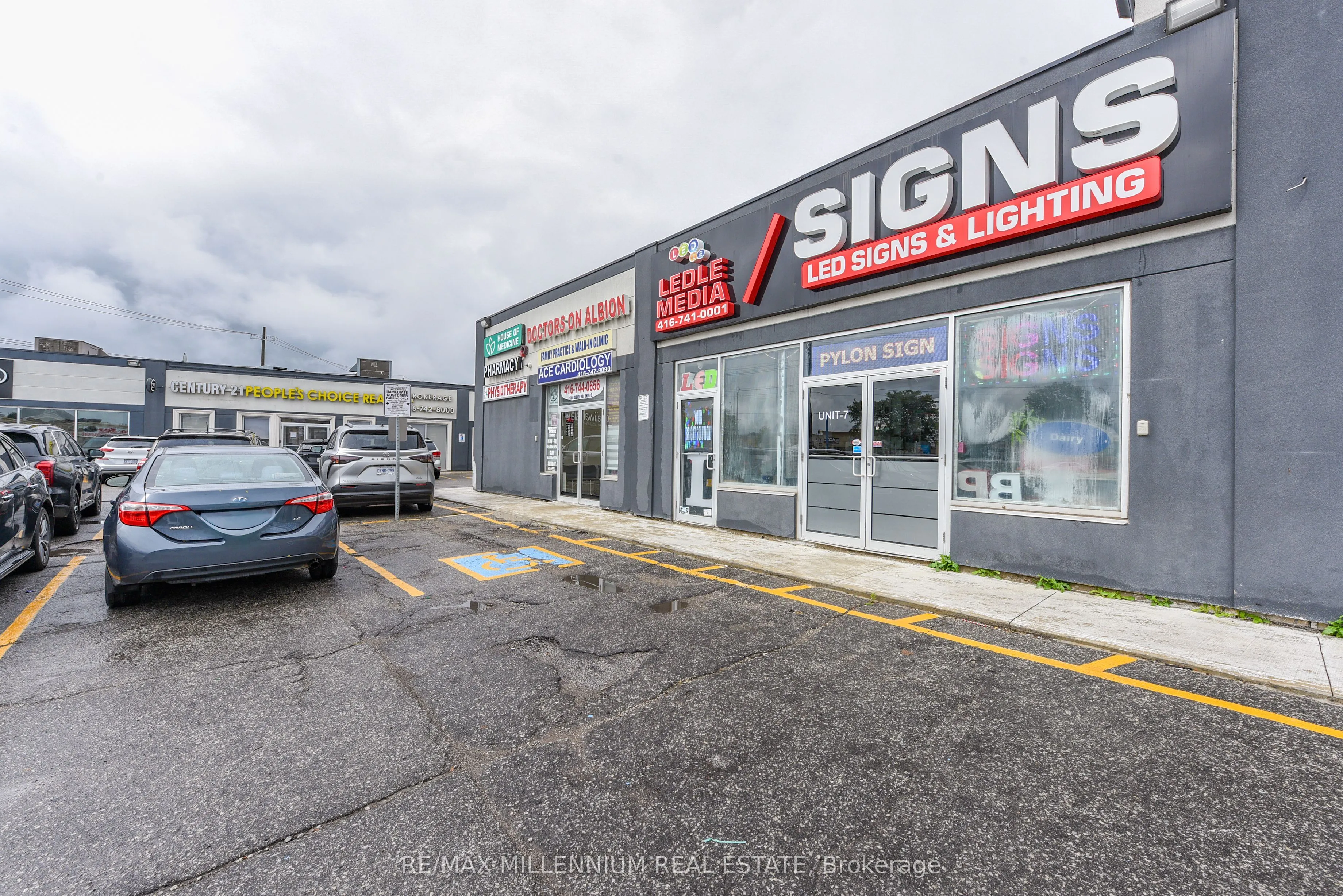 Industrial Property For Sale | W13086504
