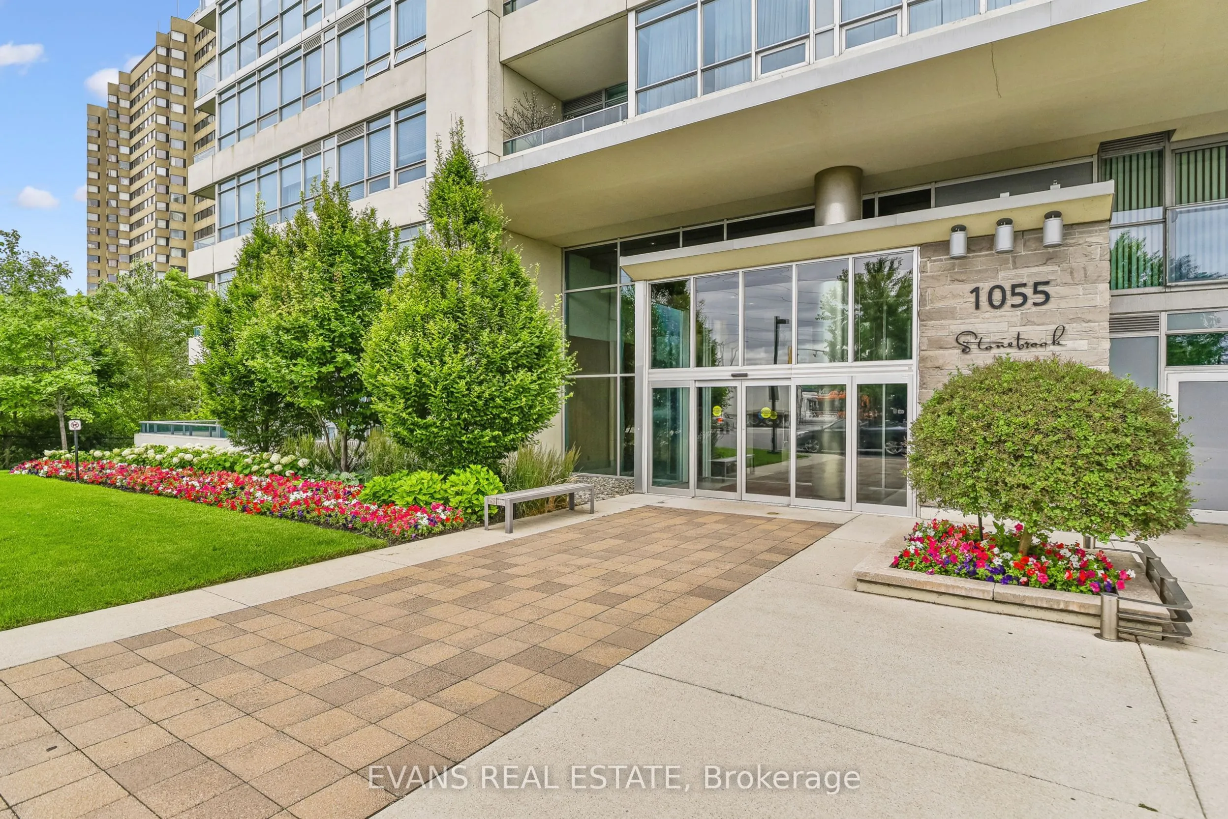 Property For Sale | W13086694