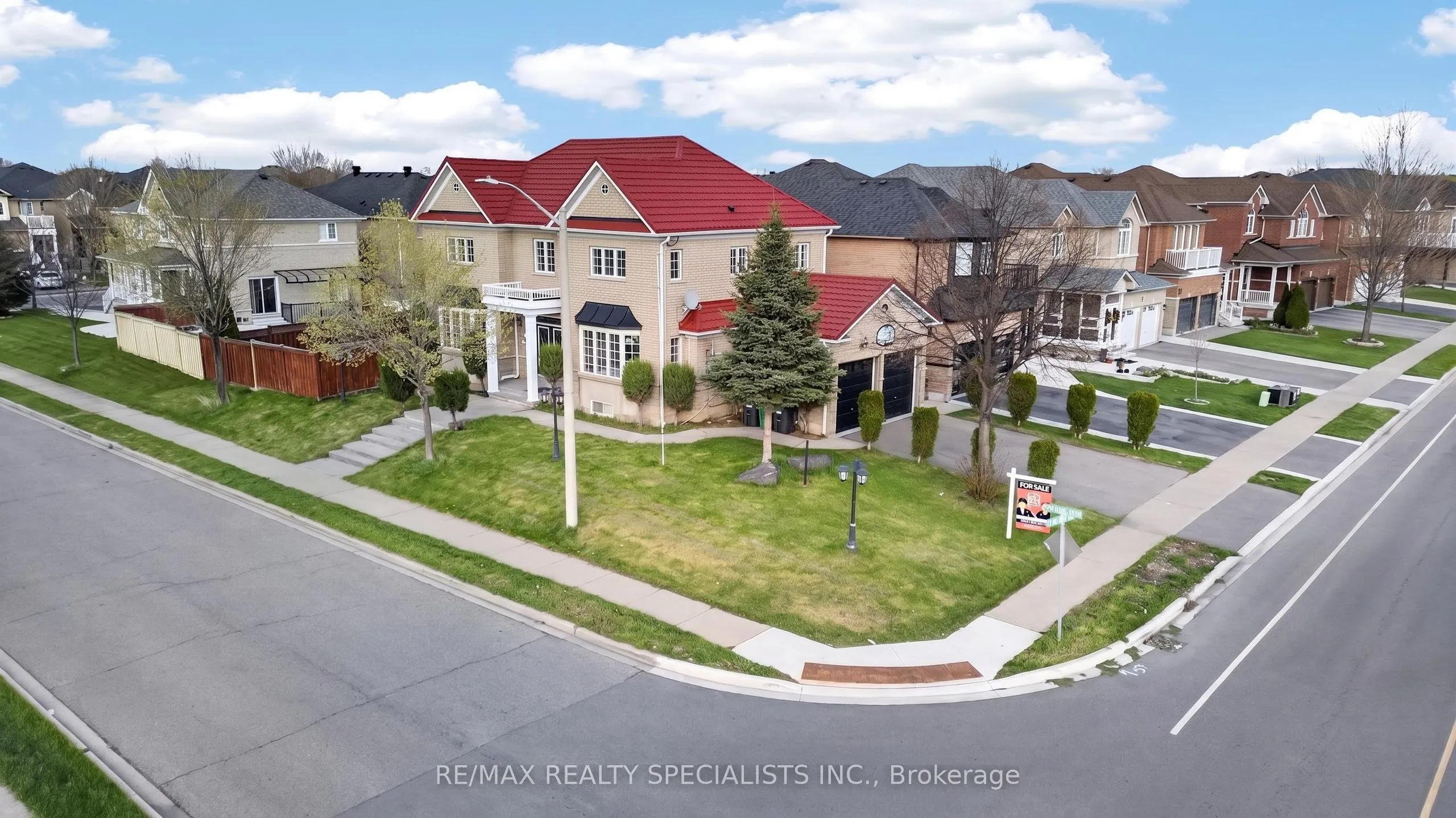 Detached Home For Sale | W13087236