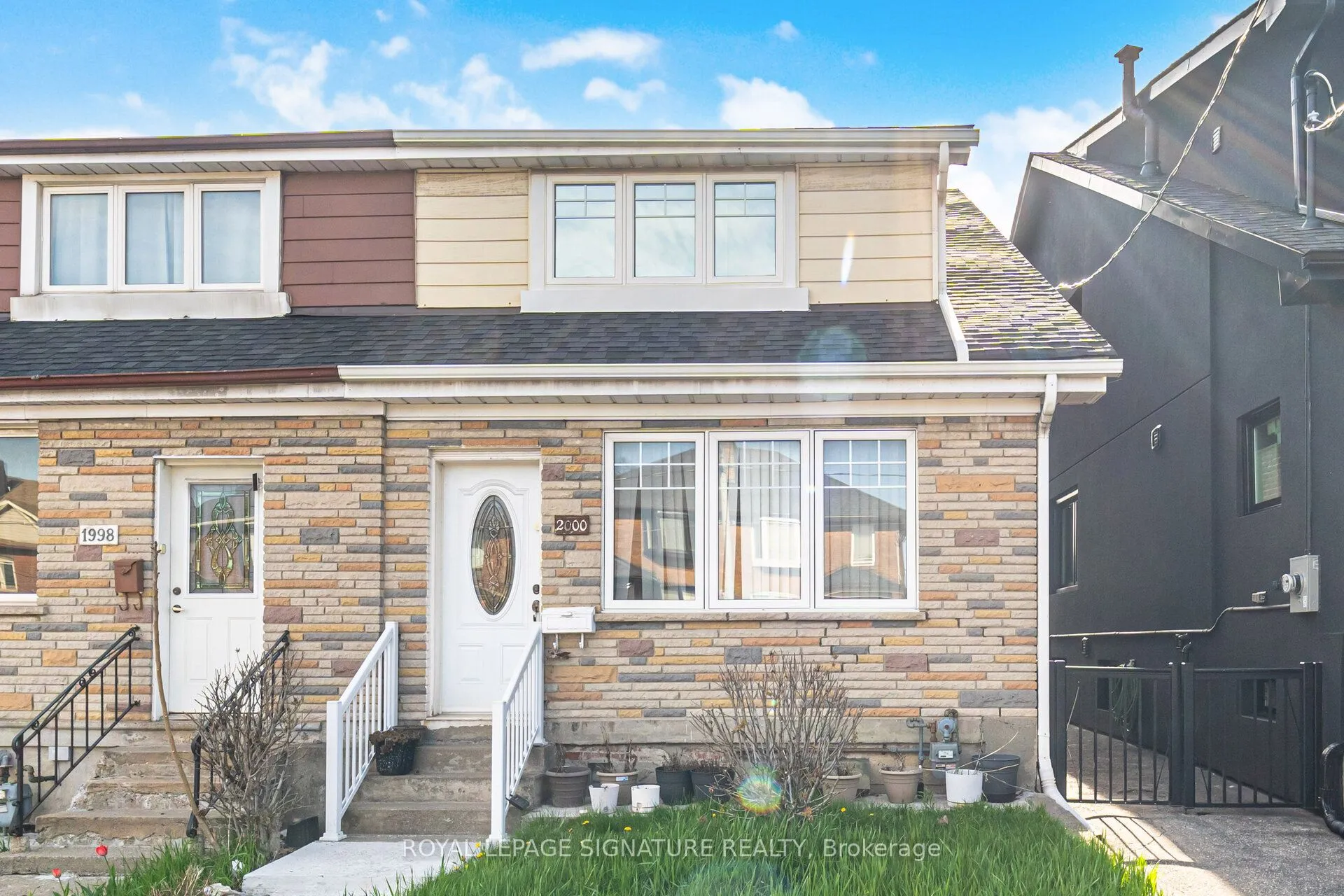 Semi-Detached Home For Lease | W13089240