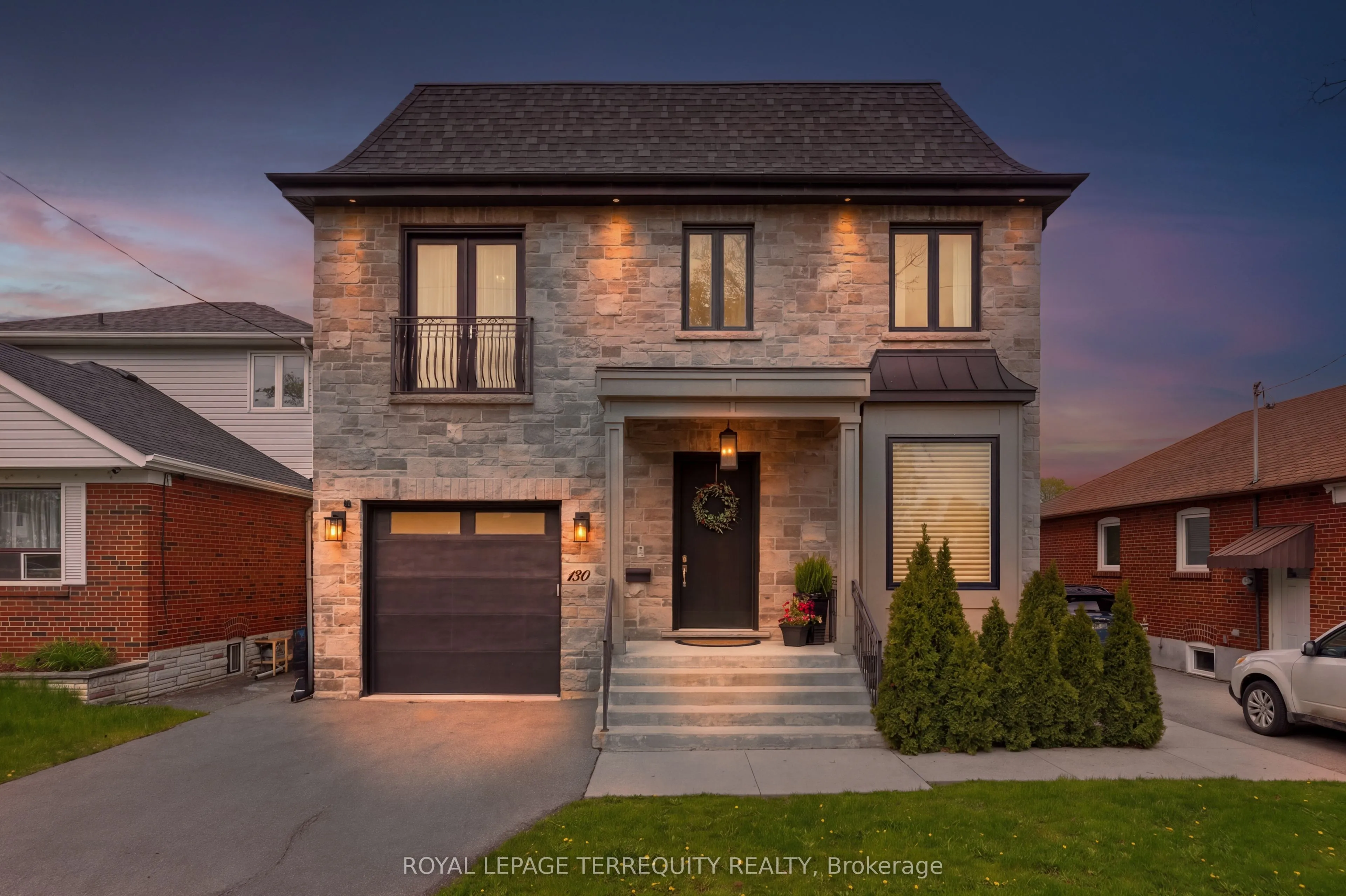 Detached Home For Sale | W13090118