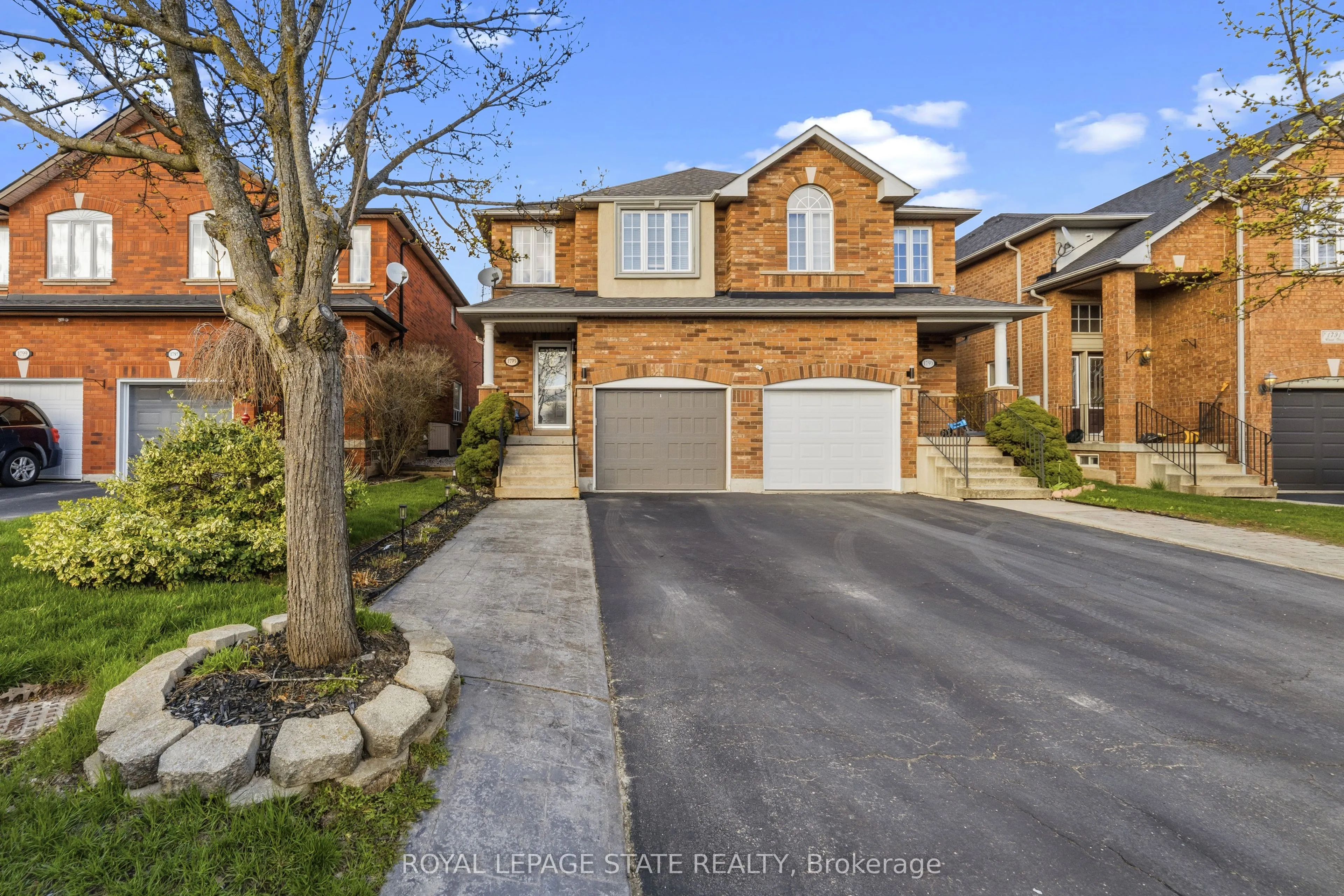 Semi-Detached Home For Sale | W13093354