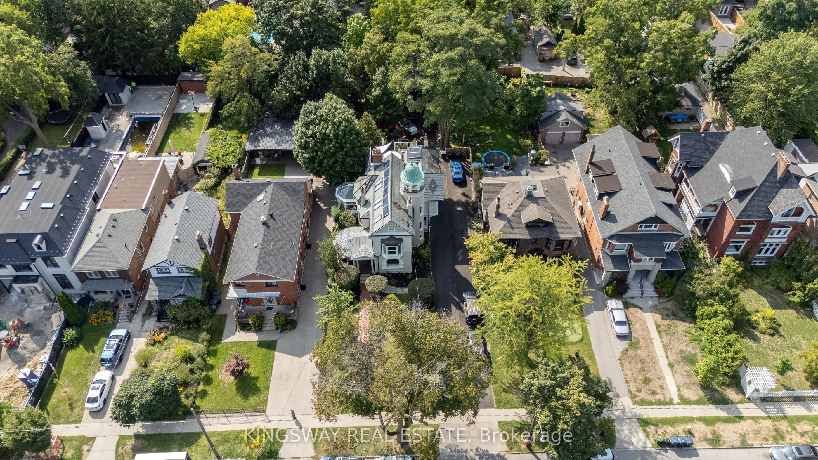 Detached Home For Lease | W13093636