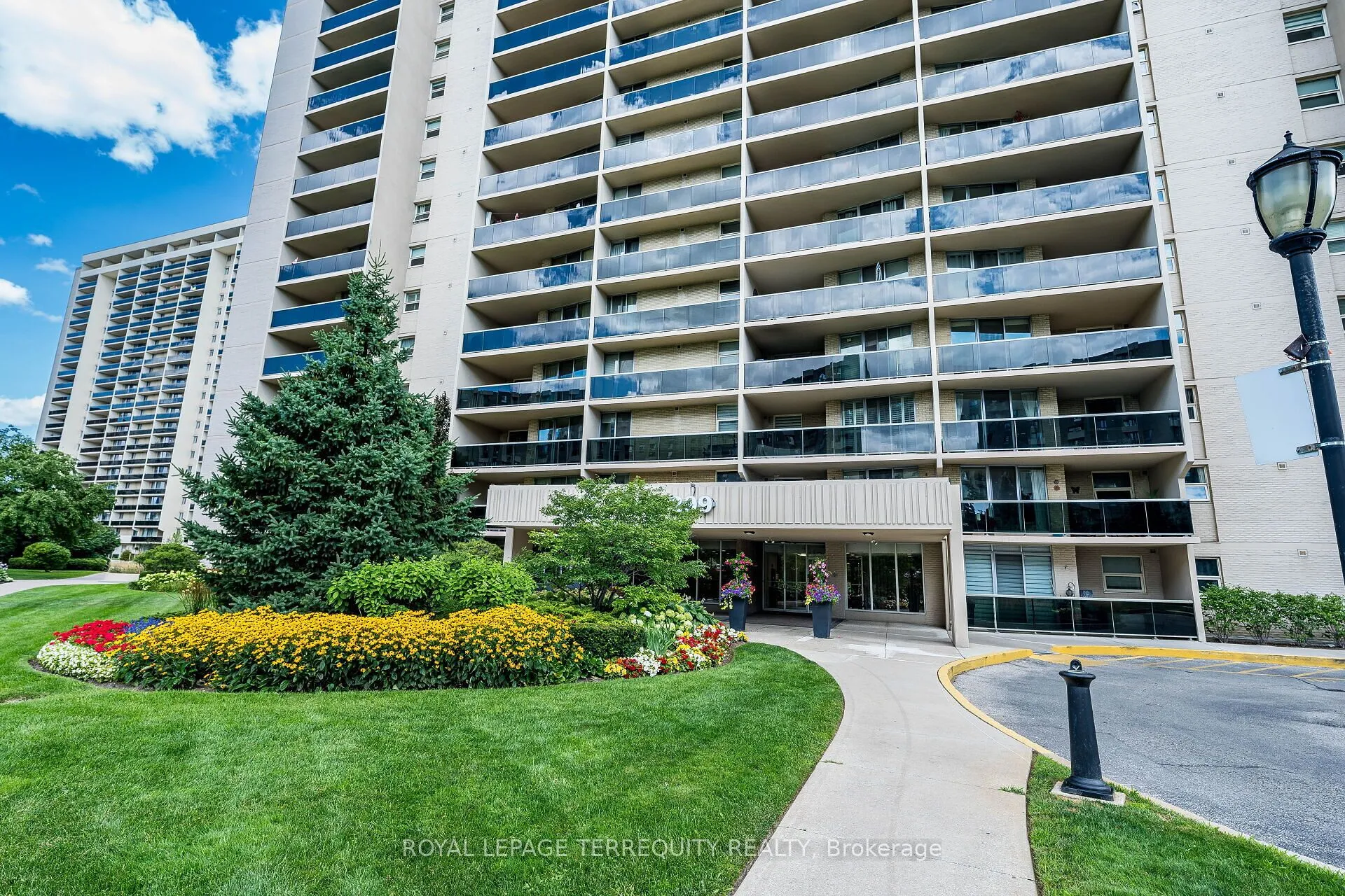 Property For Sale | W13094380
