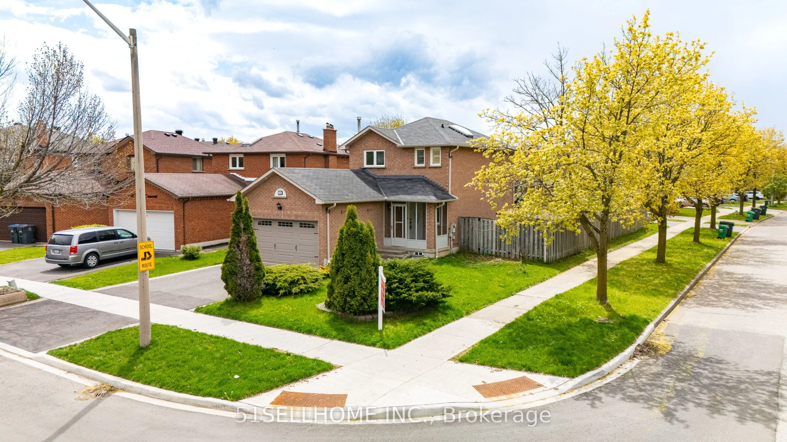 Detached Home For Sale | W13096810