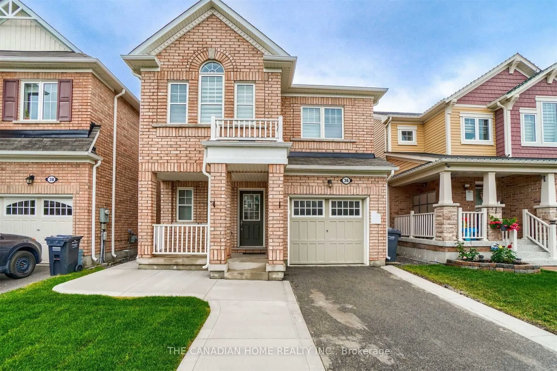 Detached Home For Lease | W13098298