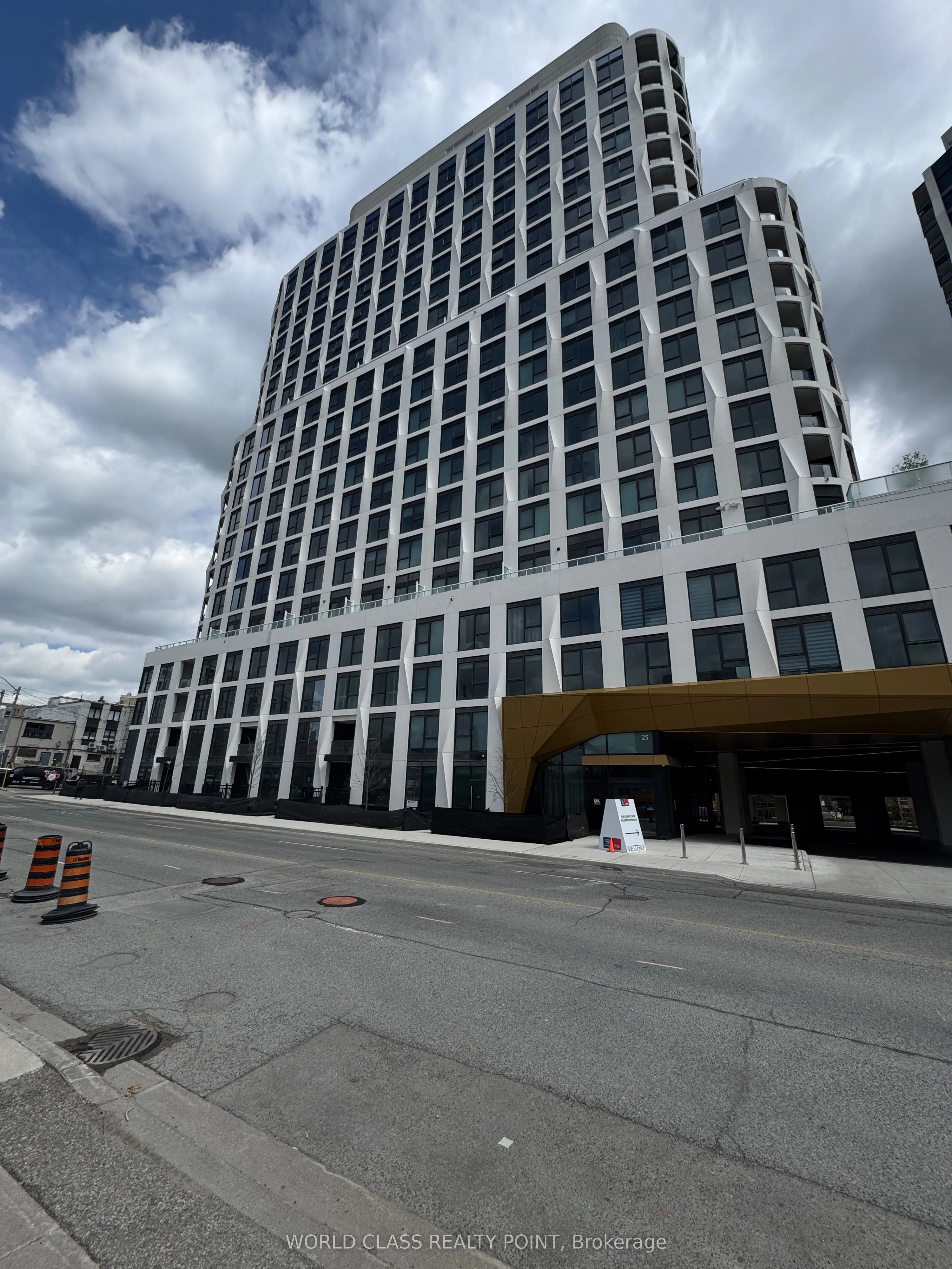 Property For Lease | W13098396
