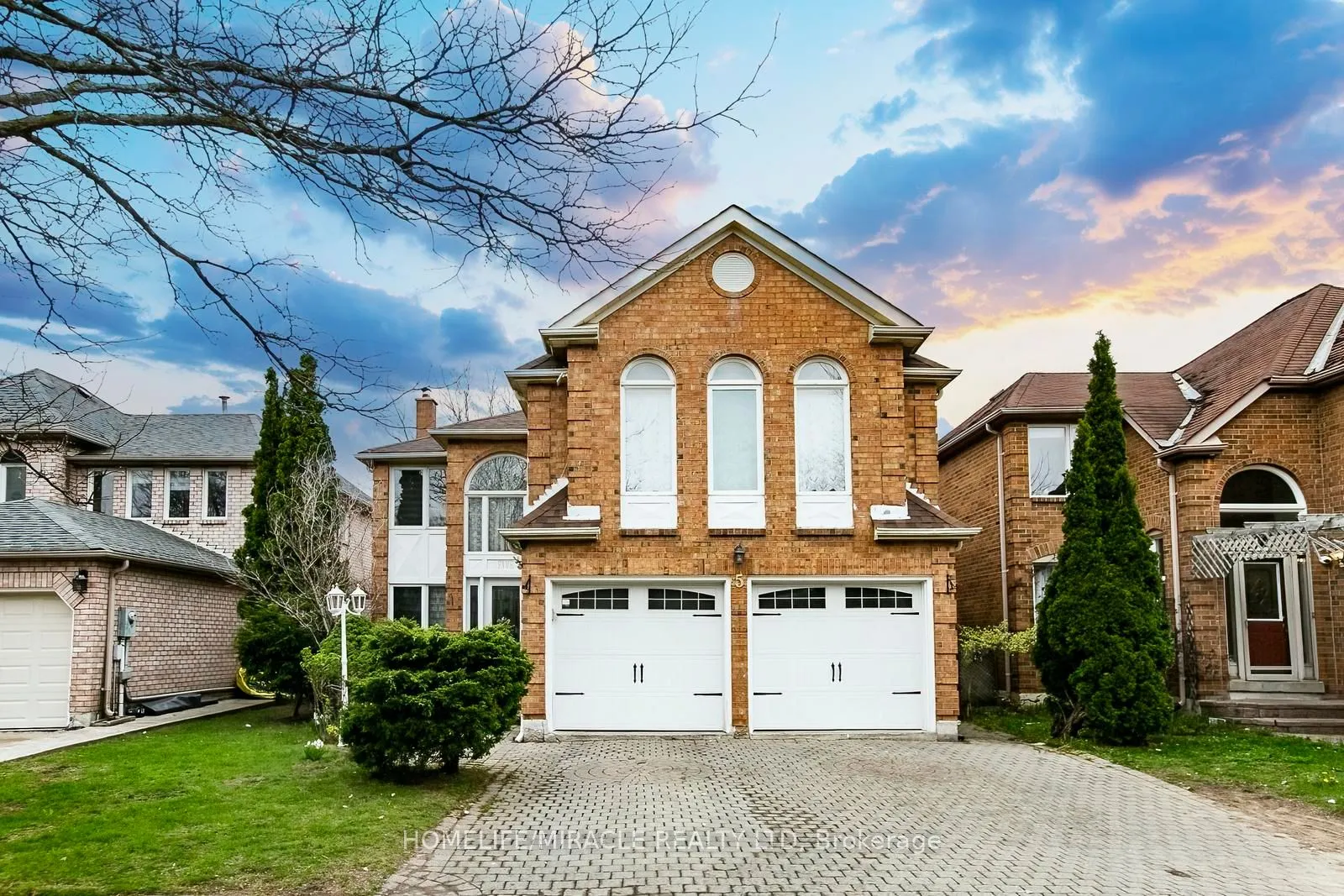 Detached Home For Sale | W13098862