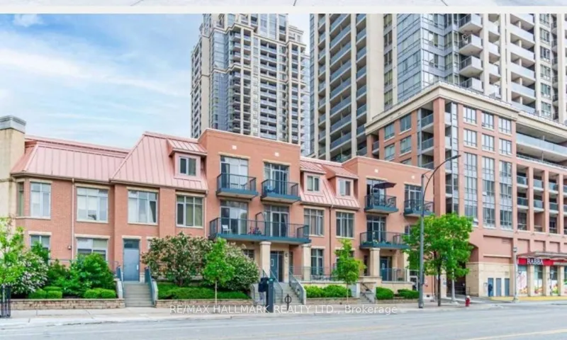 320 City Centre Drive, Mississauga, ON L5B 4P8