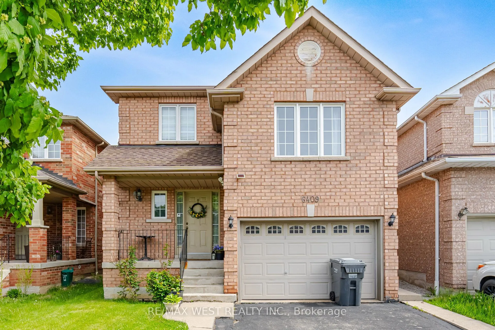Detached Home For Lease | W13099992