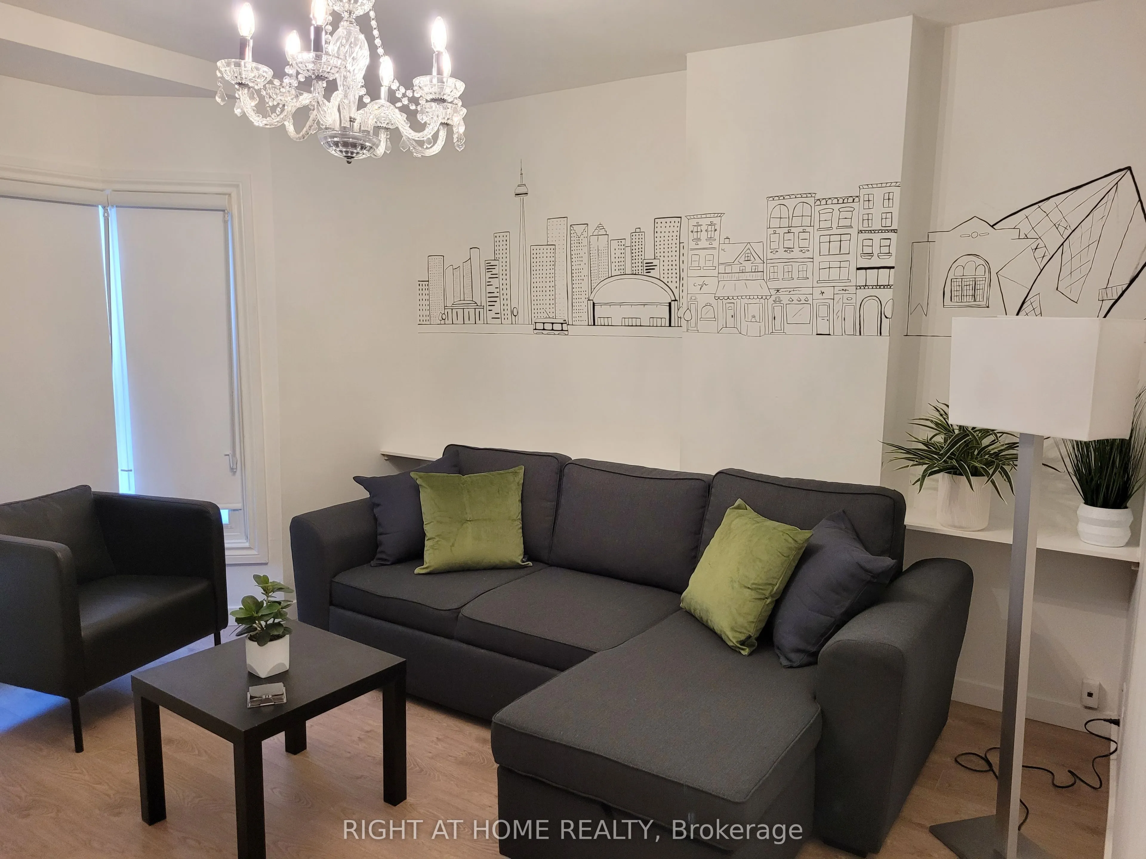 Semi-Detached Home For Lease | W13101418