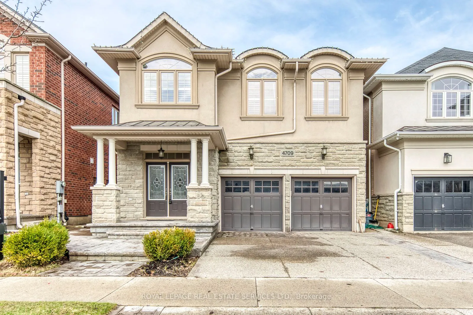 Detached Home For Sale | W13101488