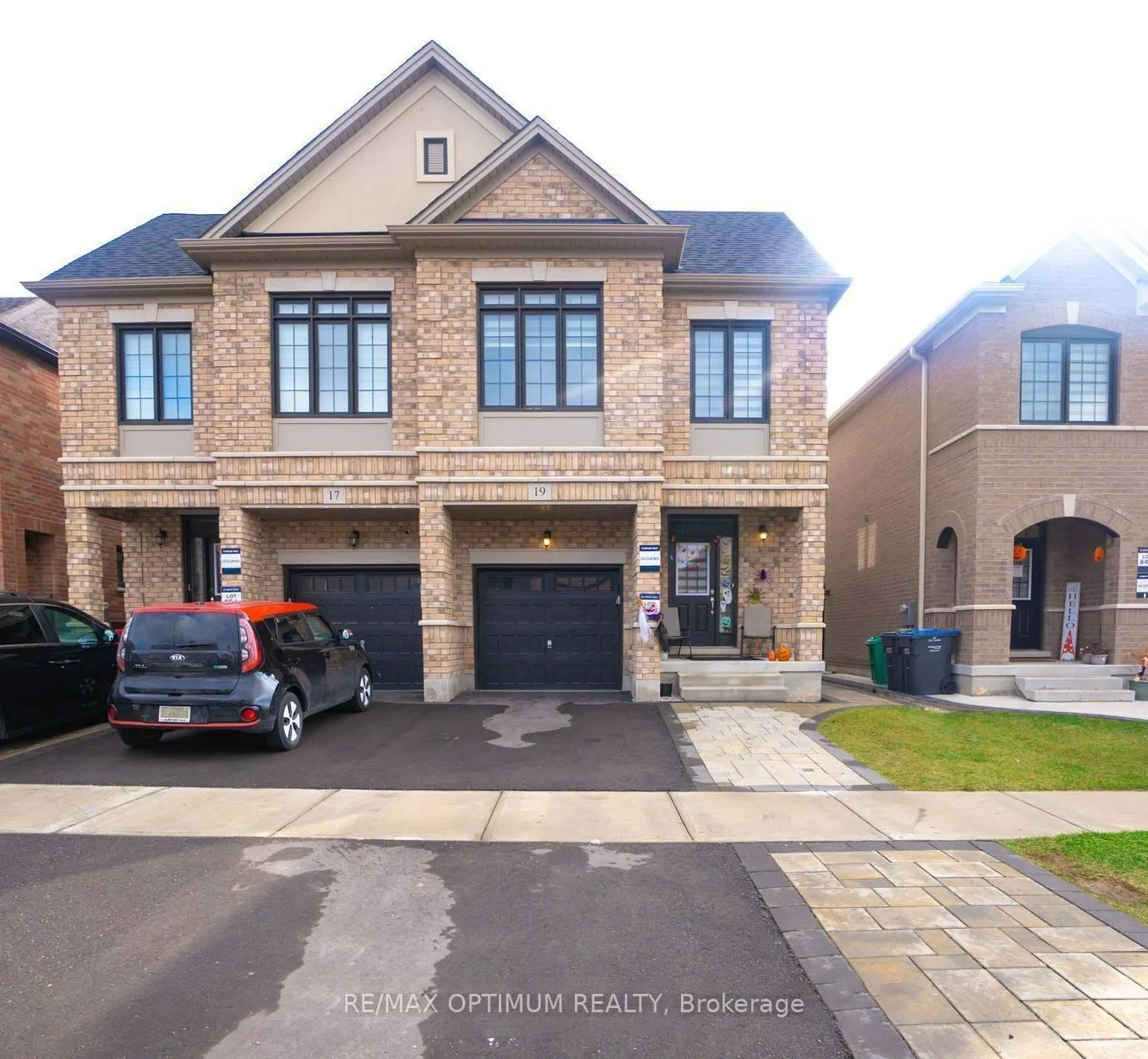 Semi-Detached Home For Lease | W13102362