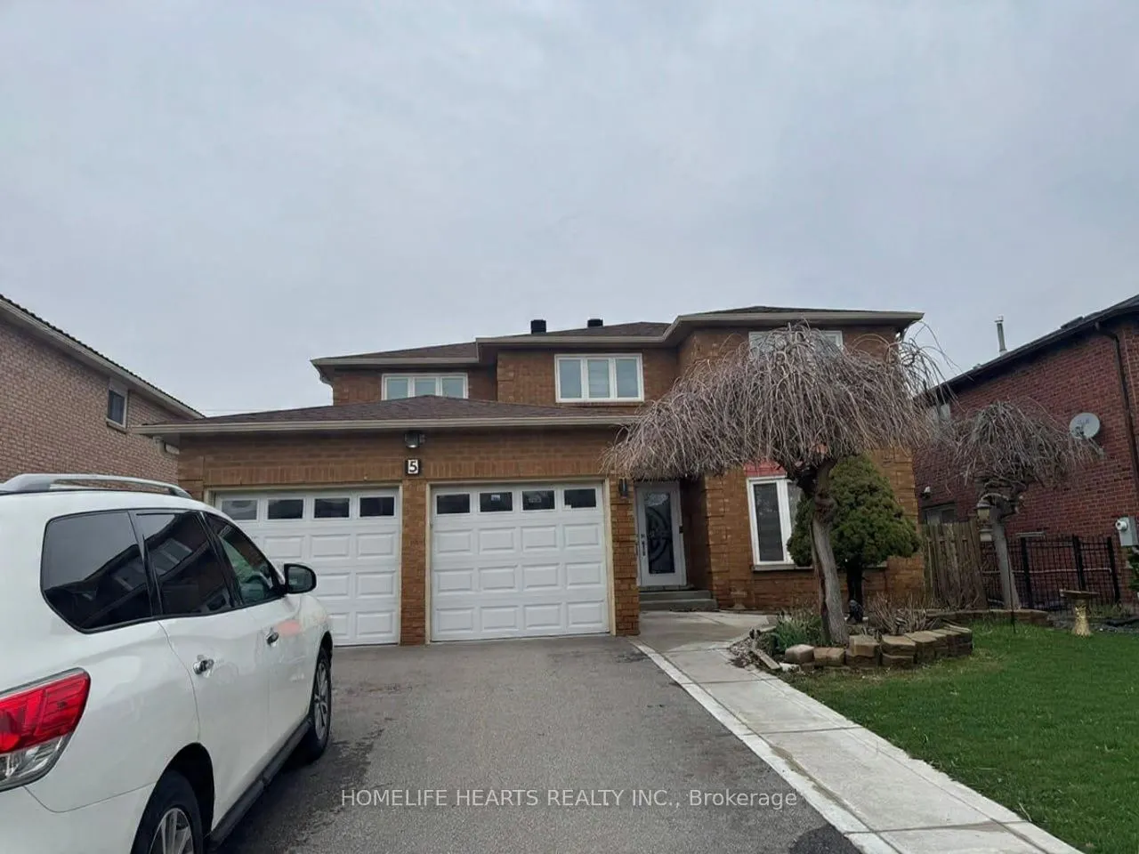 Detached Home For Lease | W13102416