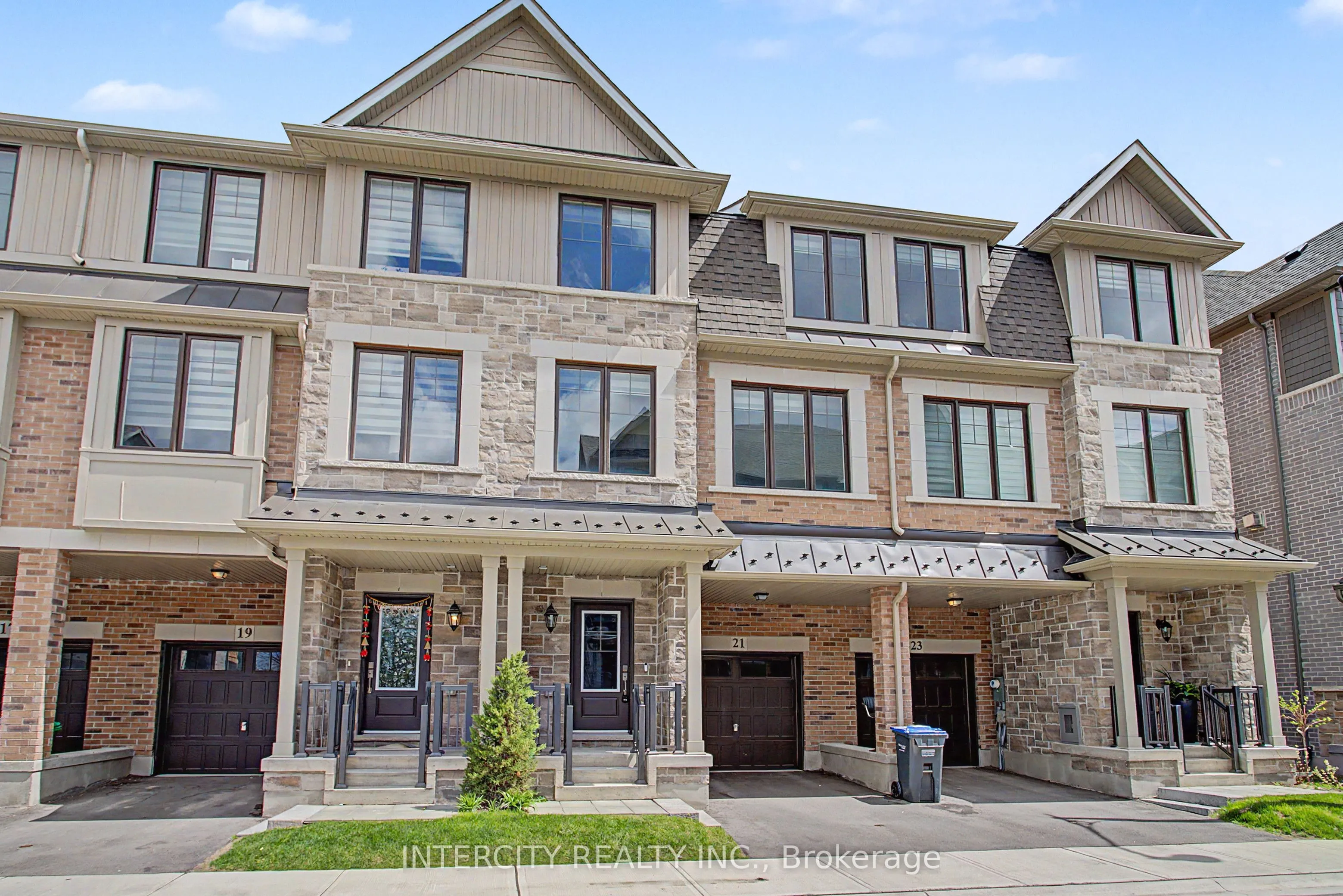 Property For Sale | W13102456