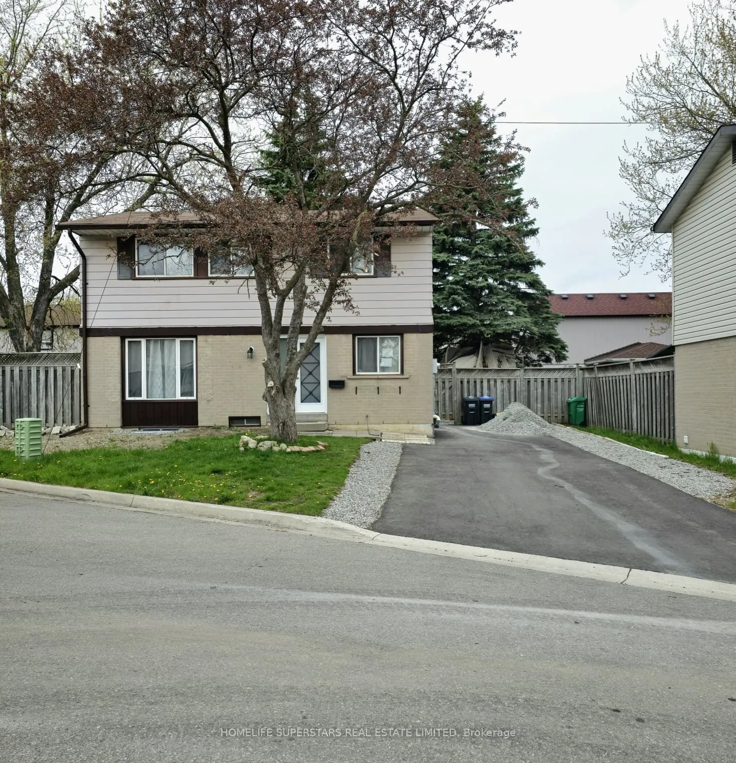 Detached Home For Sale | W13104222