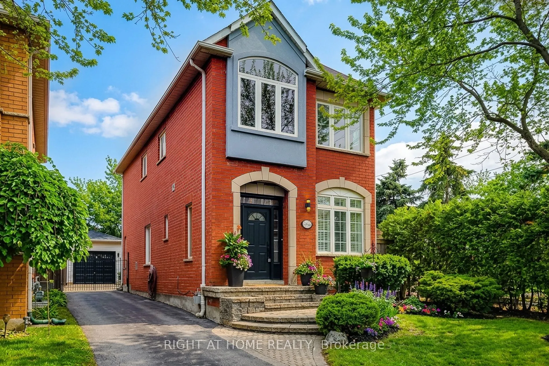 Detached Home For Sale | W13105728
