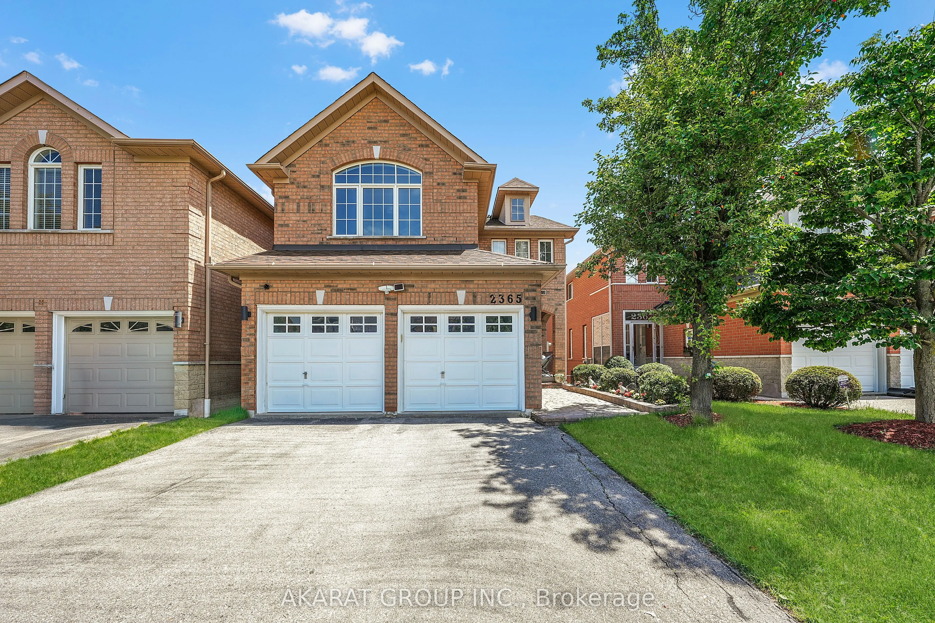 Detached Home For Sale | W13105878
