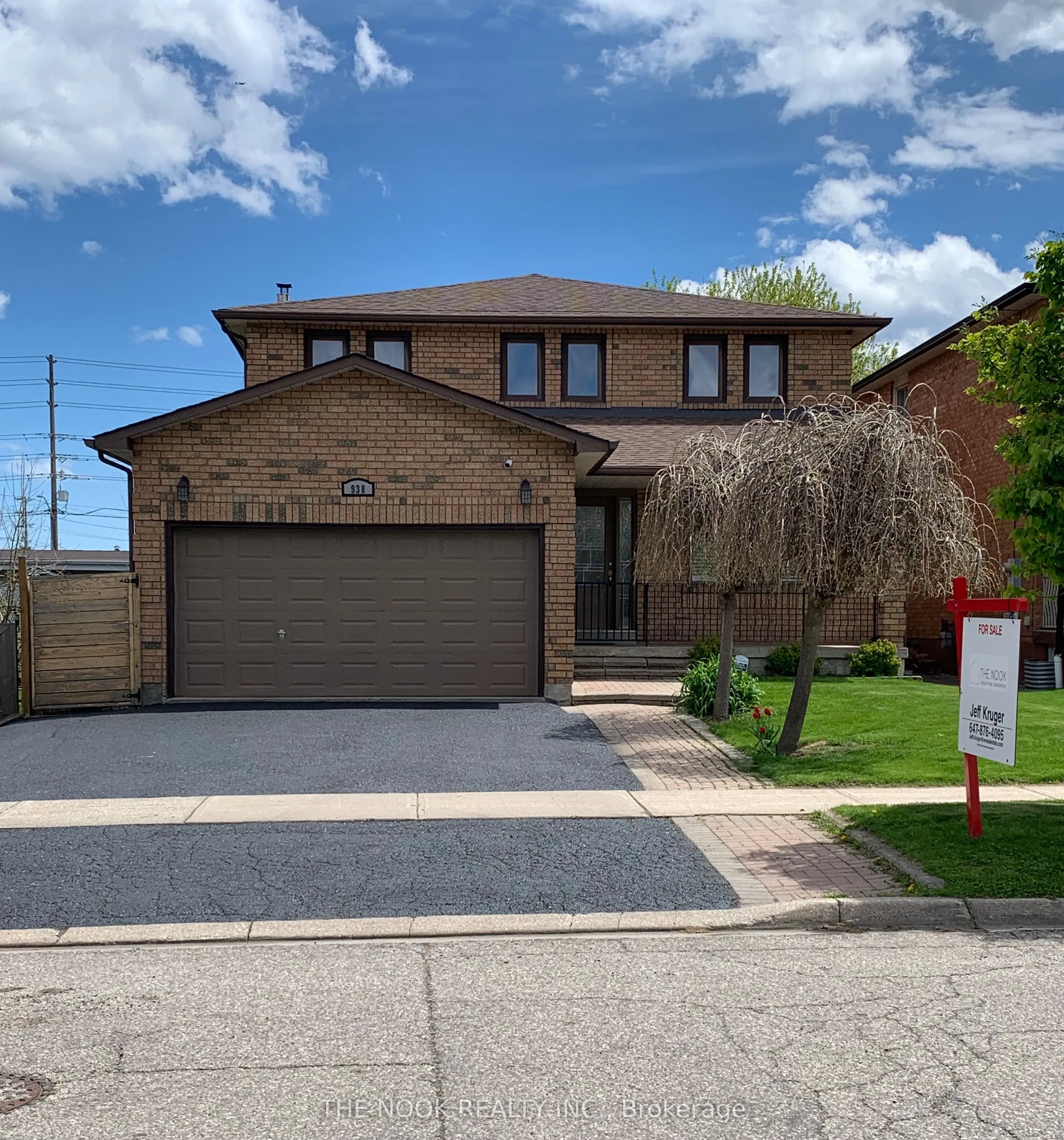 Detached Home For Sale | W13106076