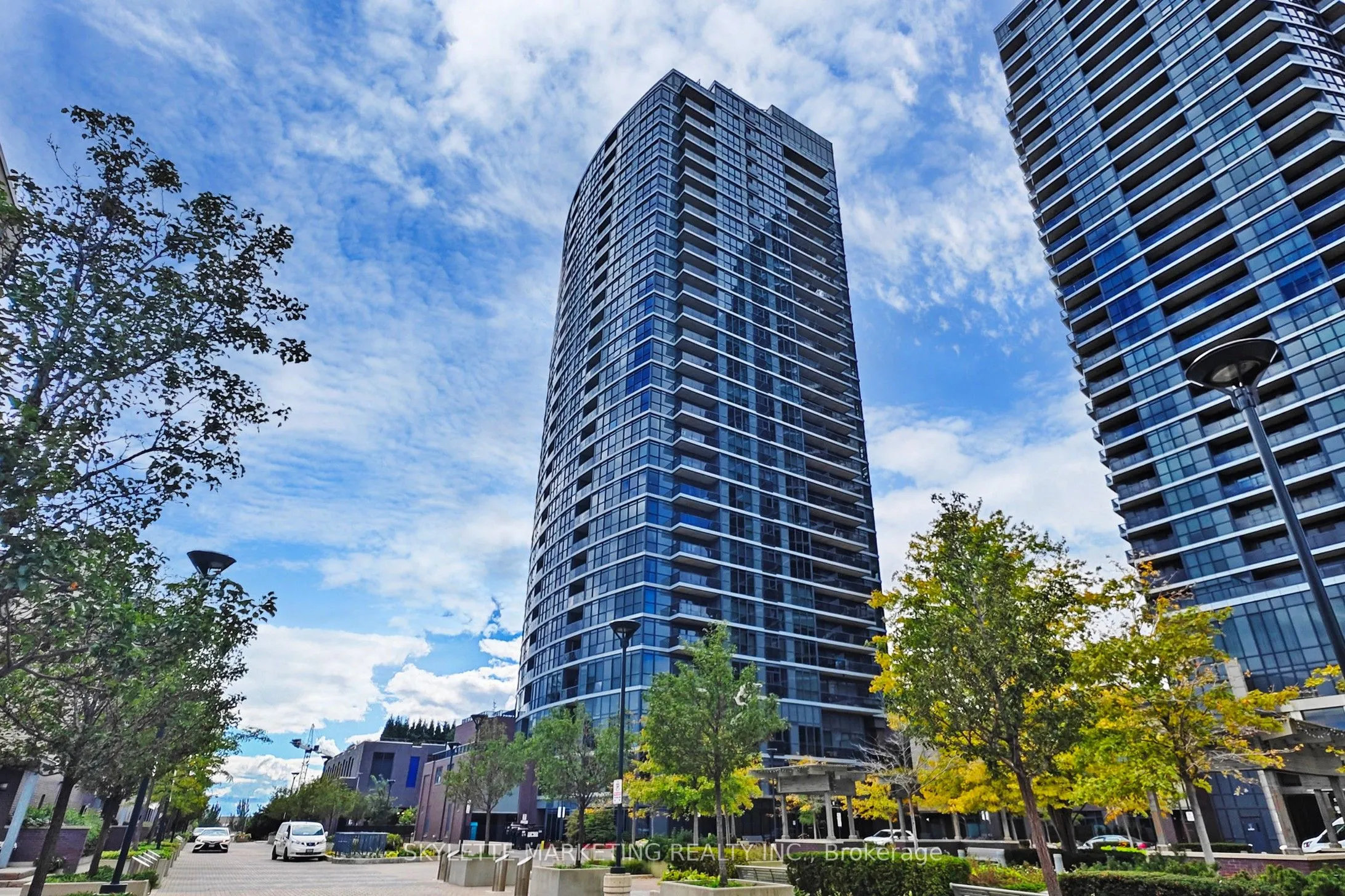 Property For Lease | W13107656