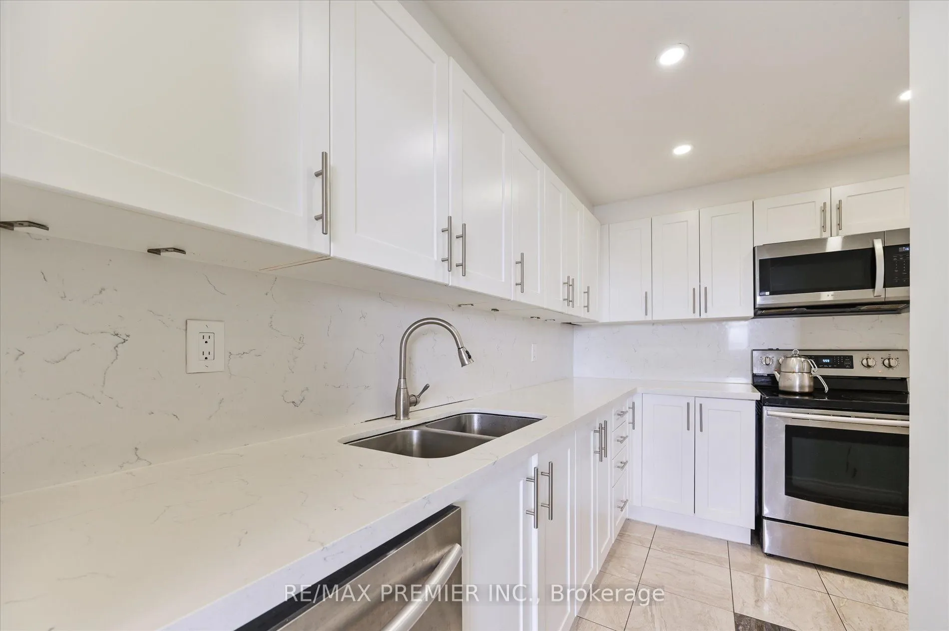 Property For Sale | W13108680