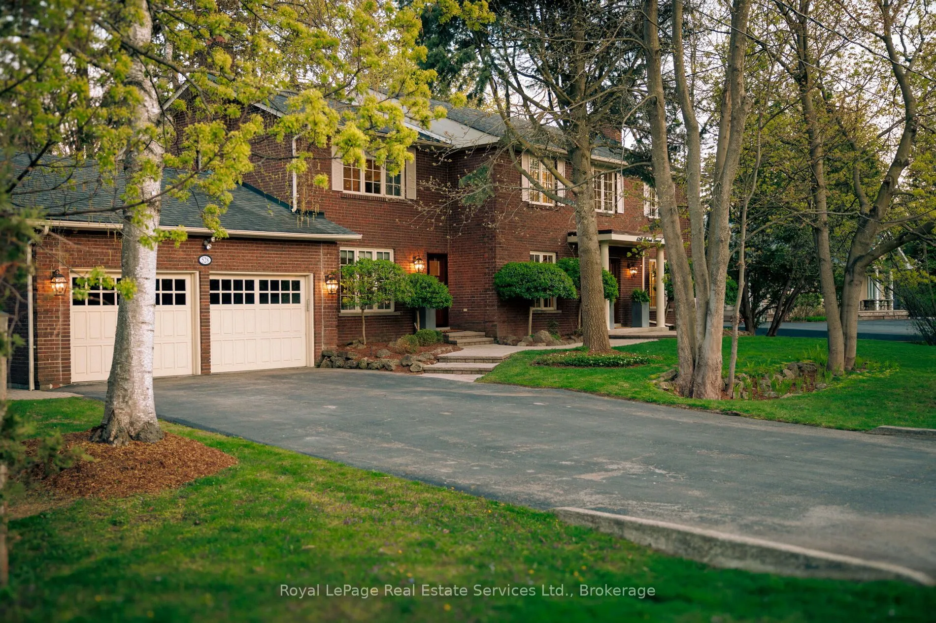 Detached Home For Sale | W13109474