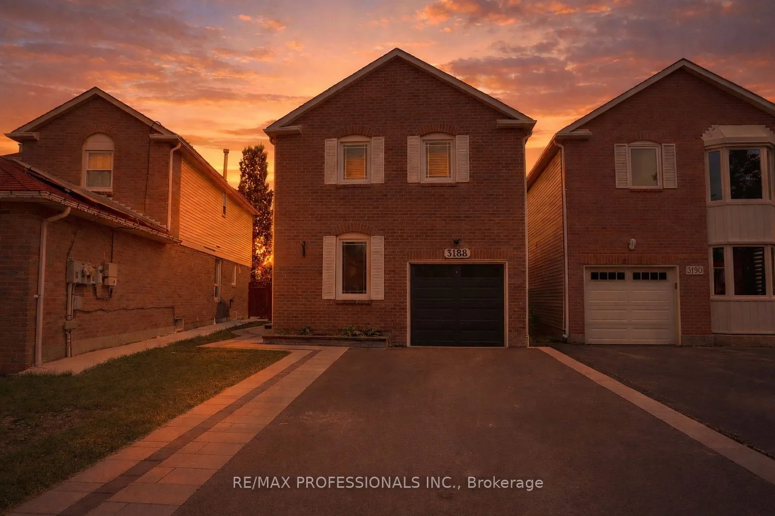 Detached Home For Lease | W13110466