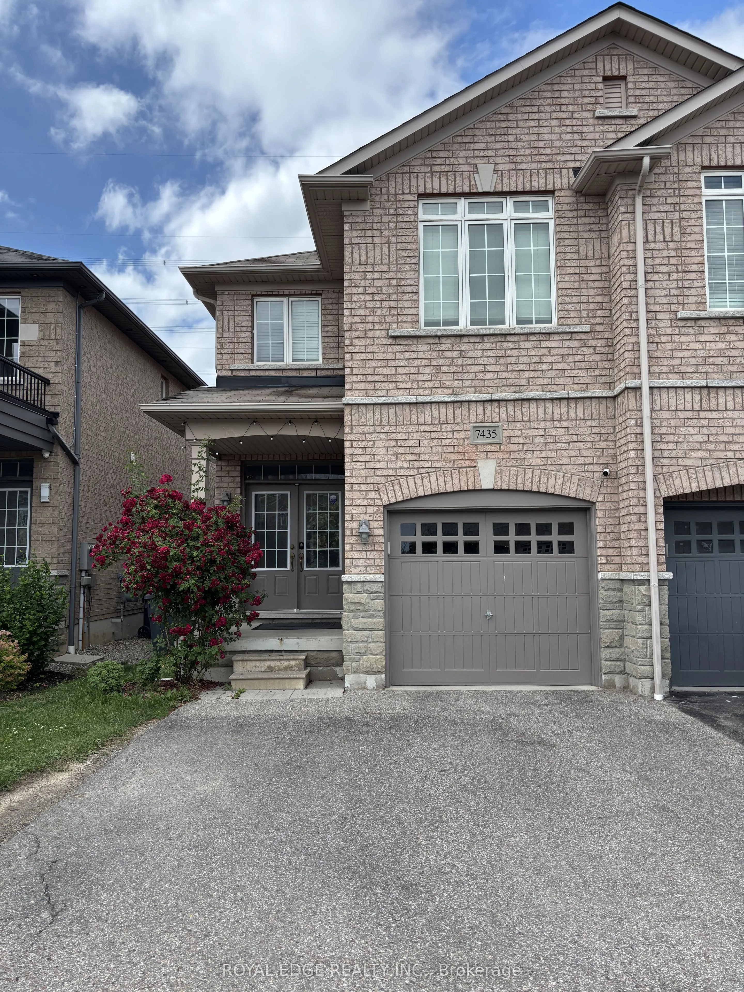 Semi-Detached Home For Lease | W13110974
