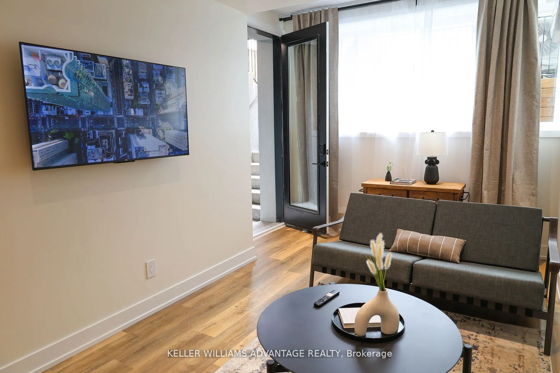 Multiplex For Lease | W13112372