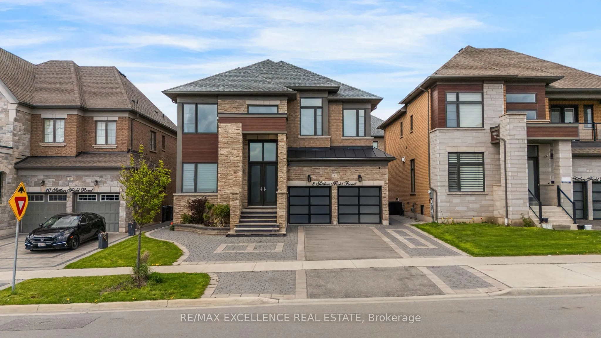 Detached Home For Sale | W13113160