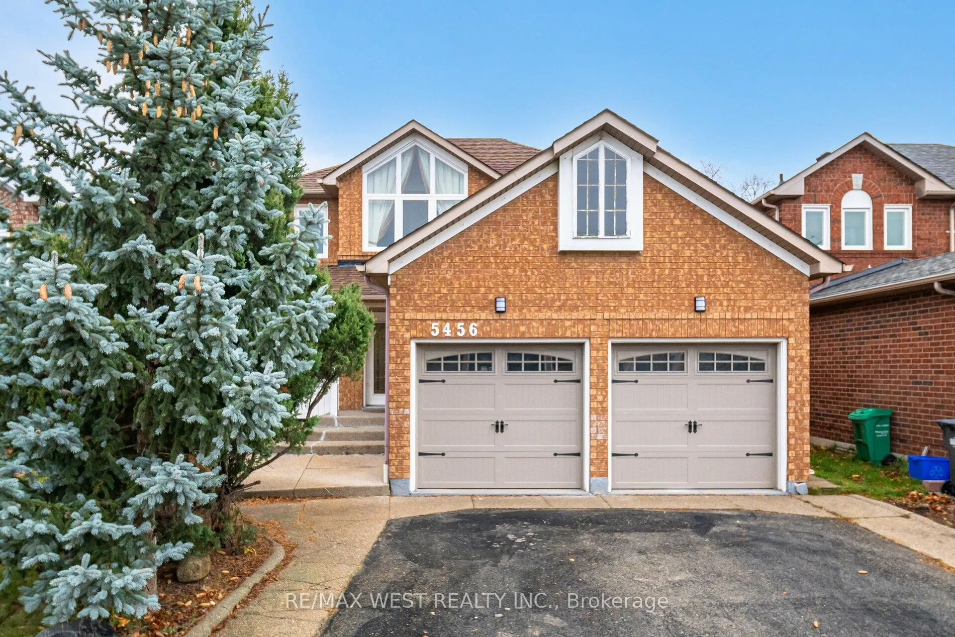 Detached Home For Lease | W13113822
