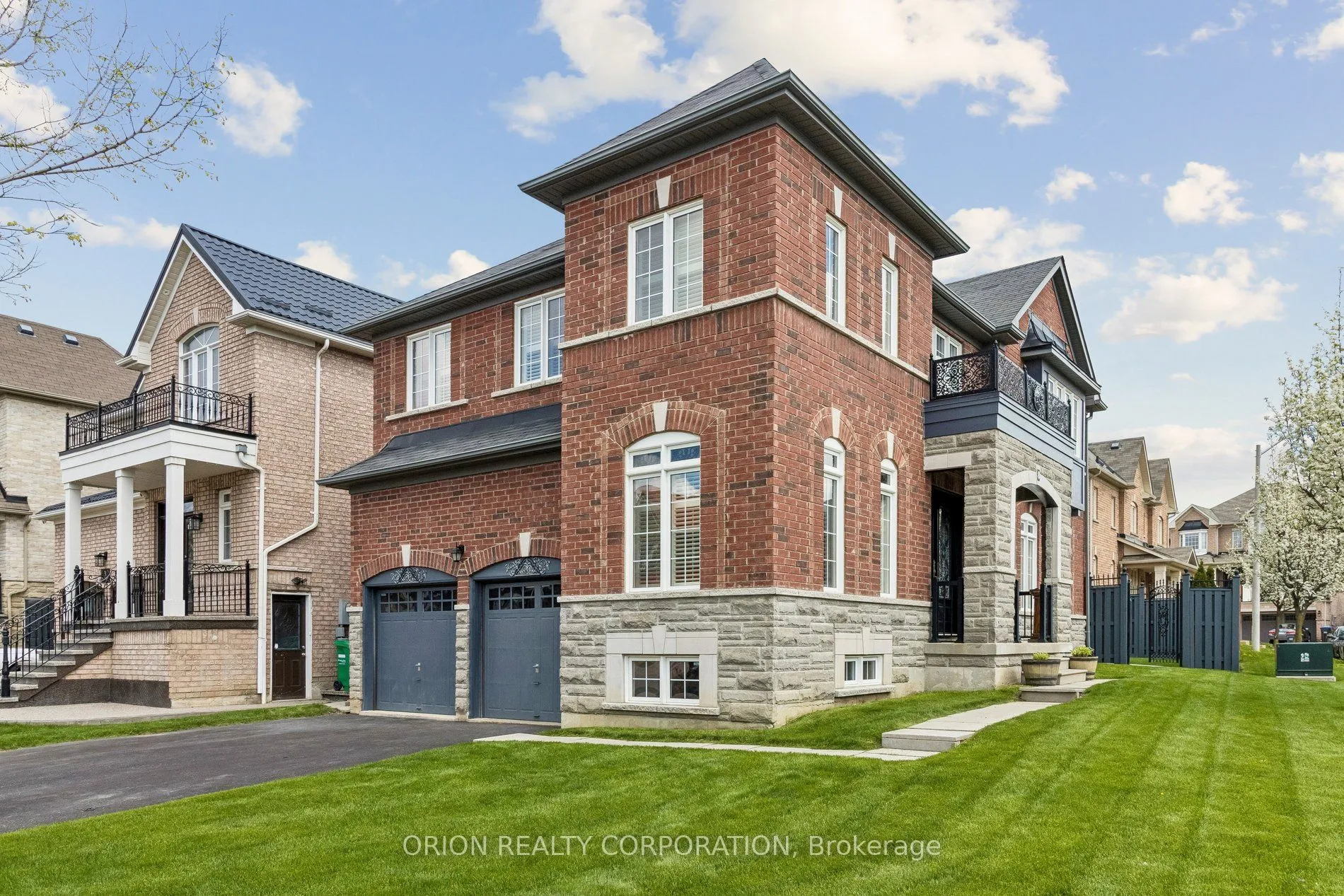 Detached Home For Sale | W13114540