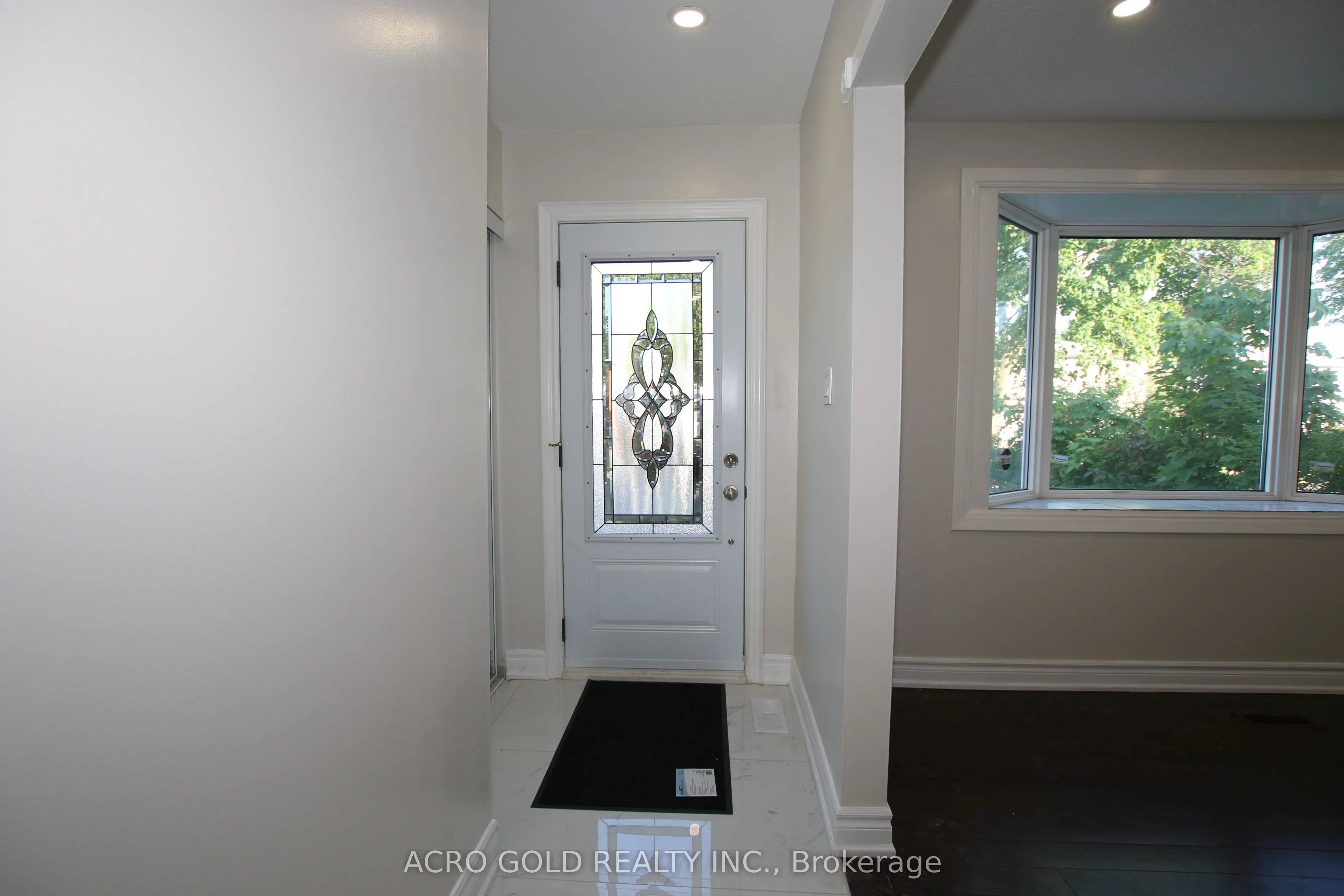 Semi-Detached Home For Sale | W13114602