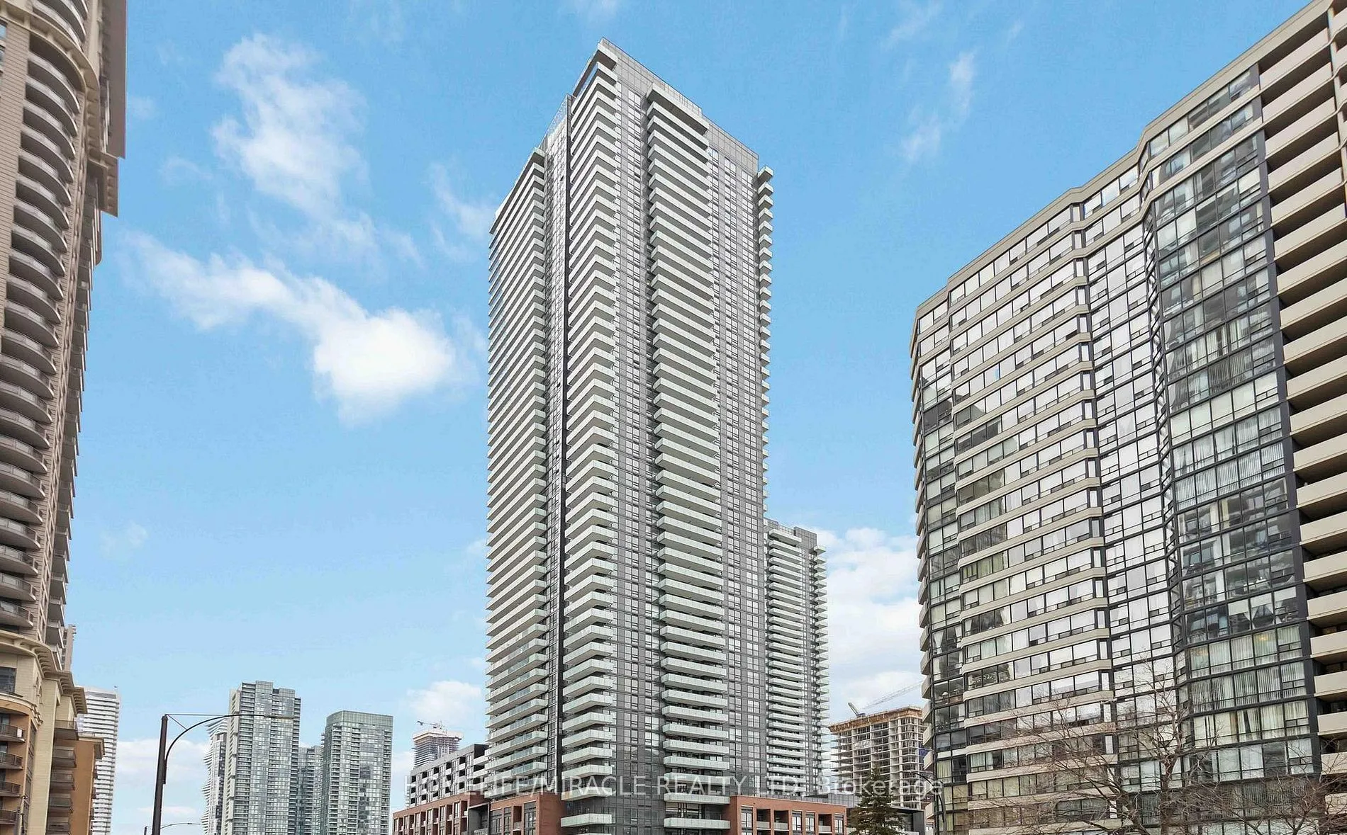 Property For Lease | W13114656