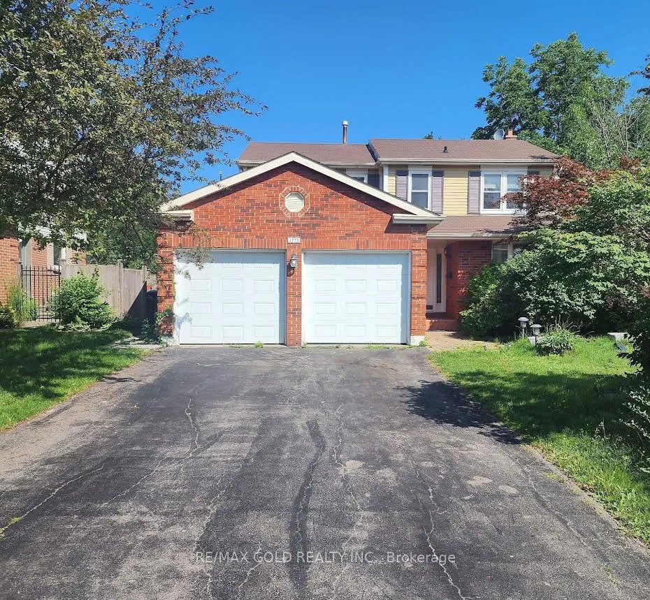 Detached Home For Lease | W13117294