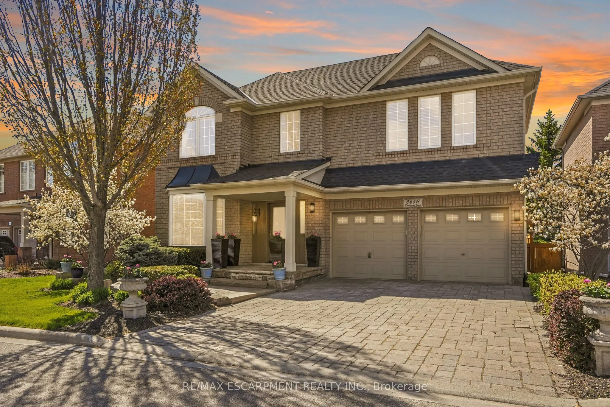 Detached Home For Sale | W13118378
