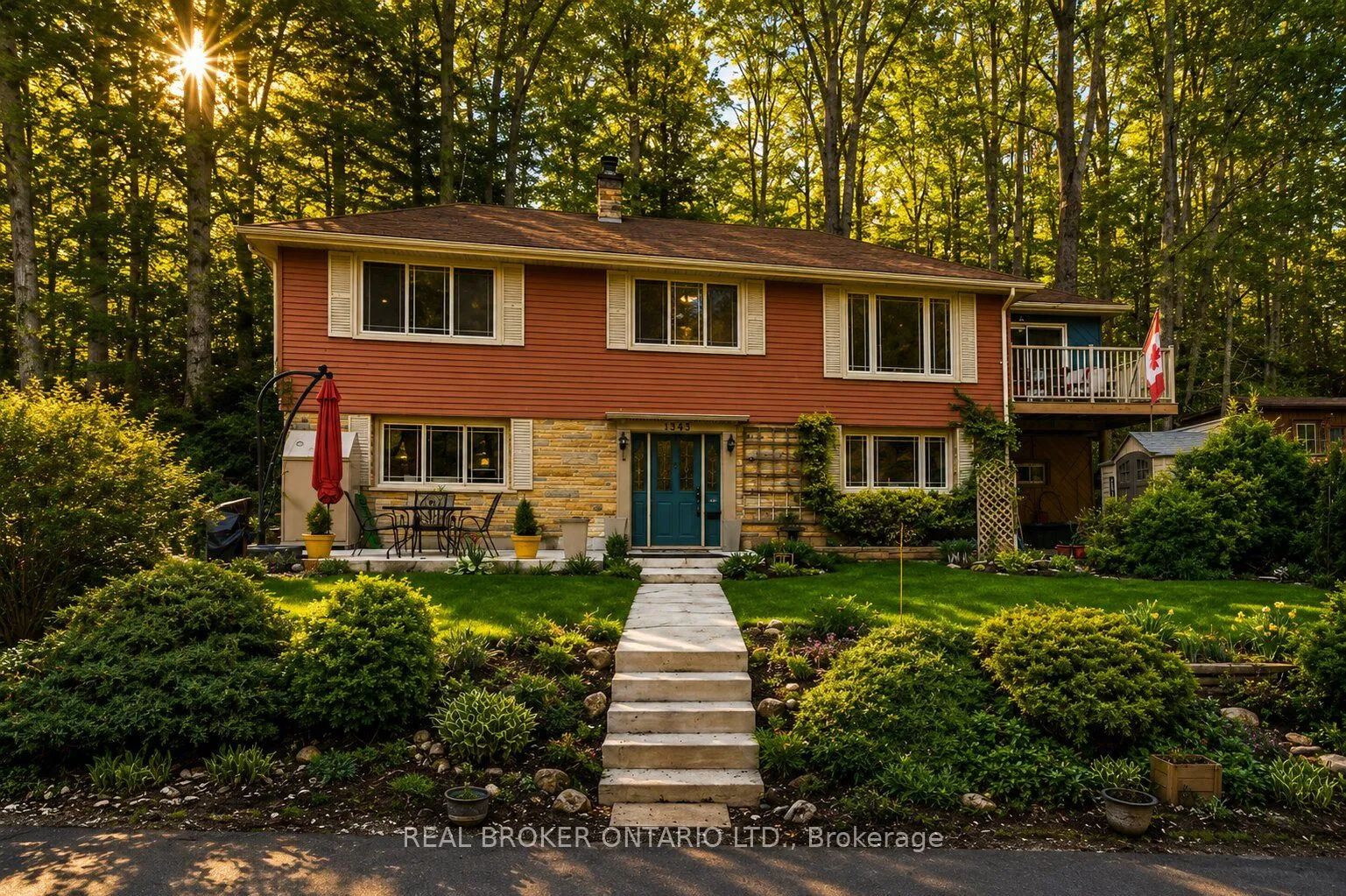 Detached Home For Sale | W13118564