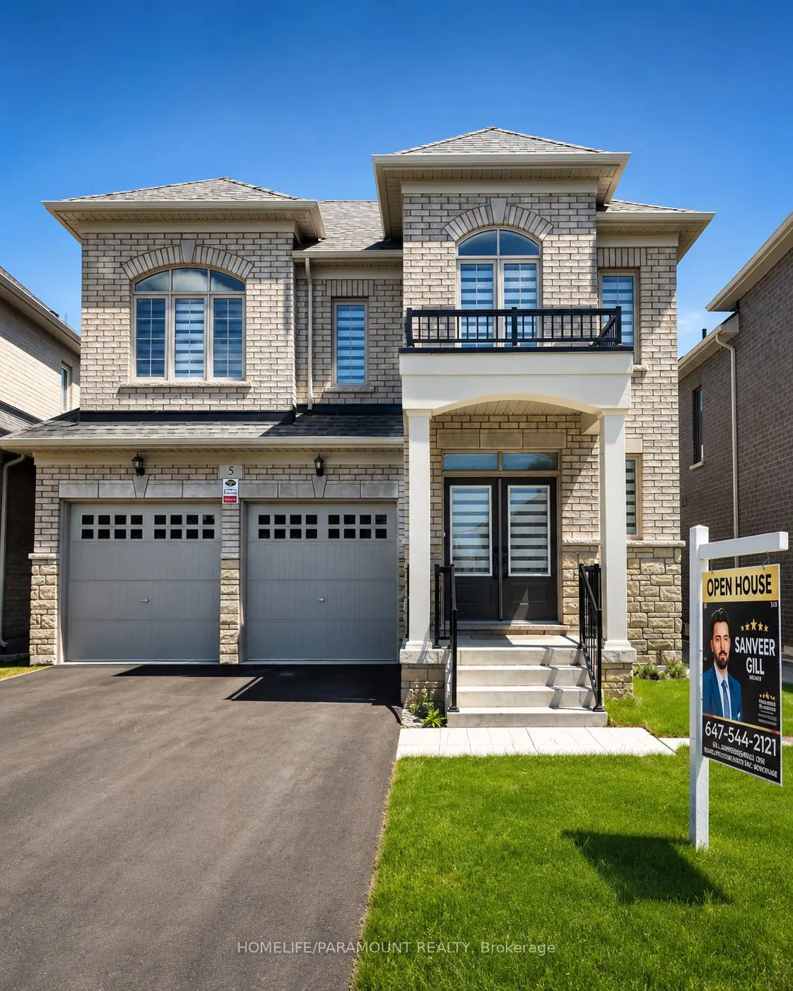 Detached Home For Sale | W13119004