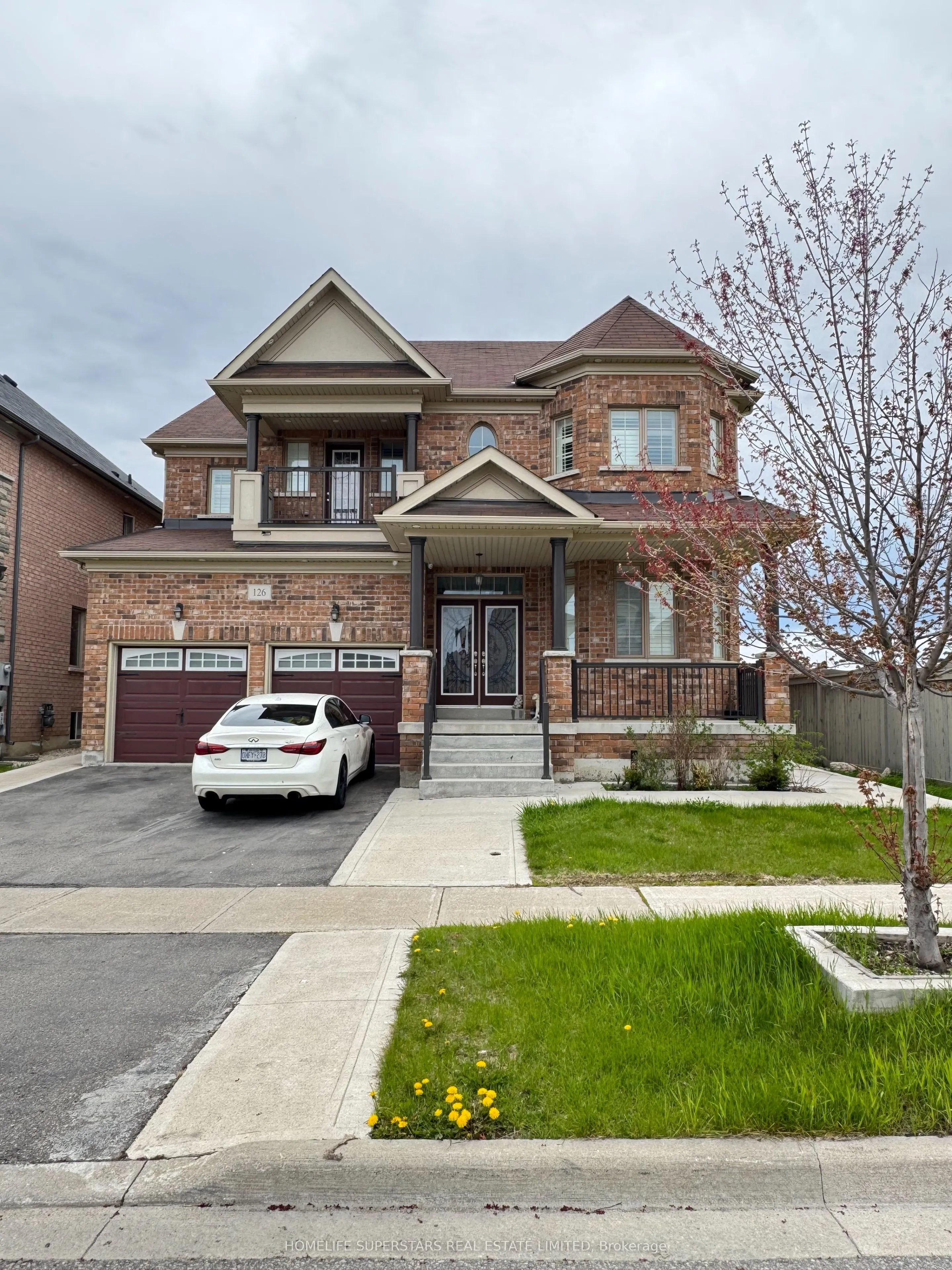 Detached Home For Sale | W13119436